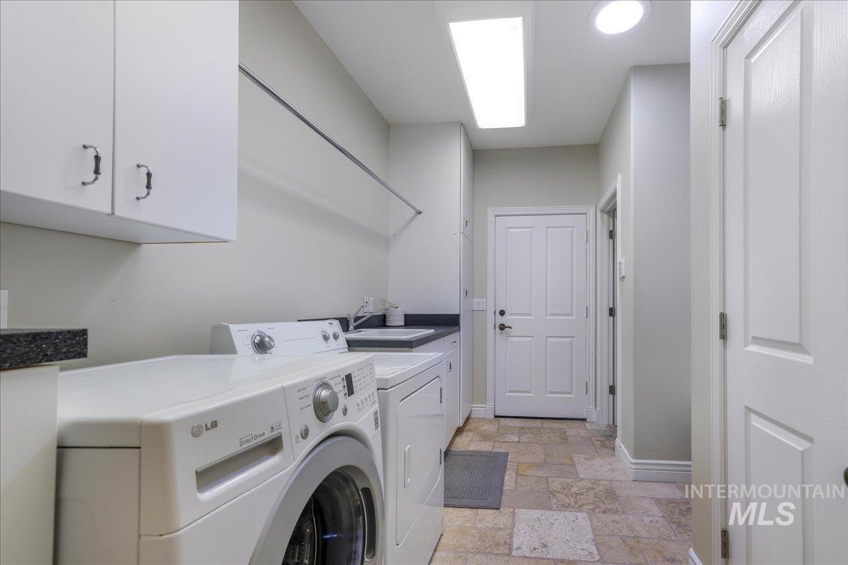 568 Boxwood Dr. Property Photo 39