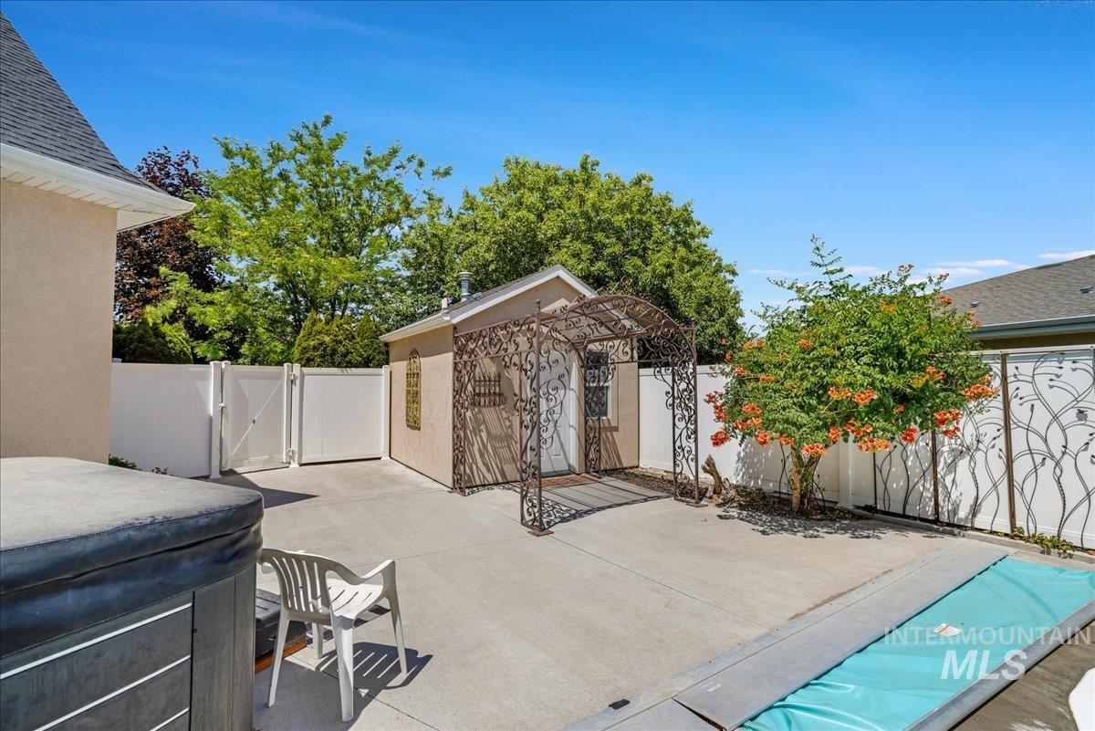 568 Boxwood Dr. Property Photo 45