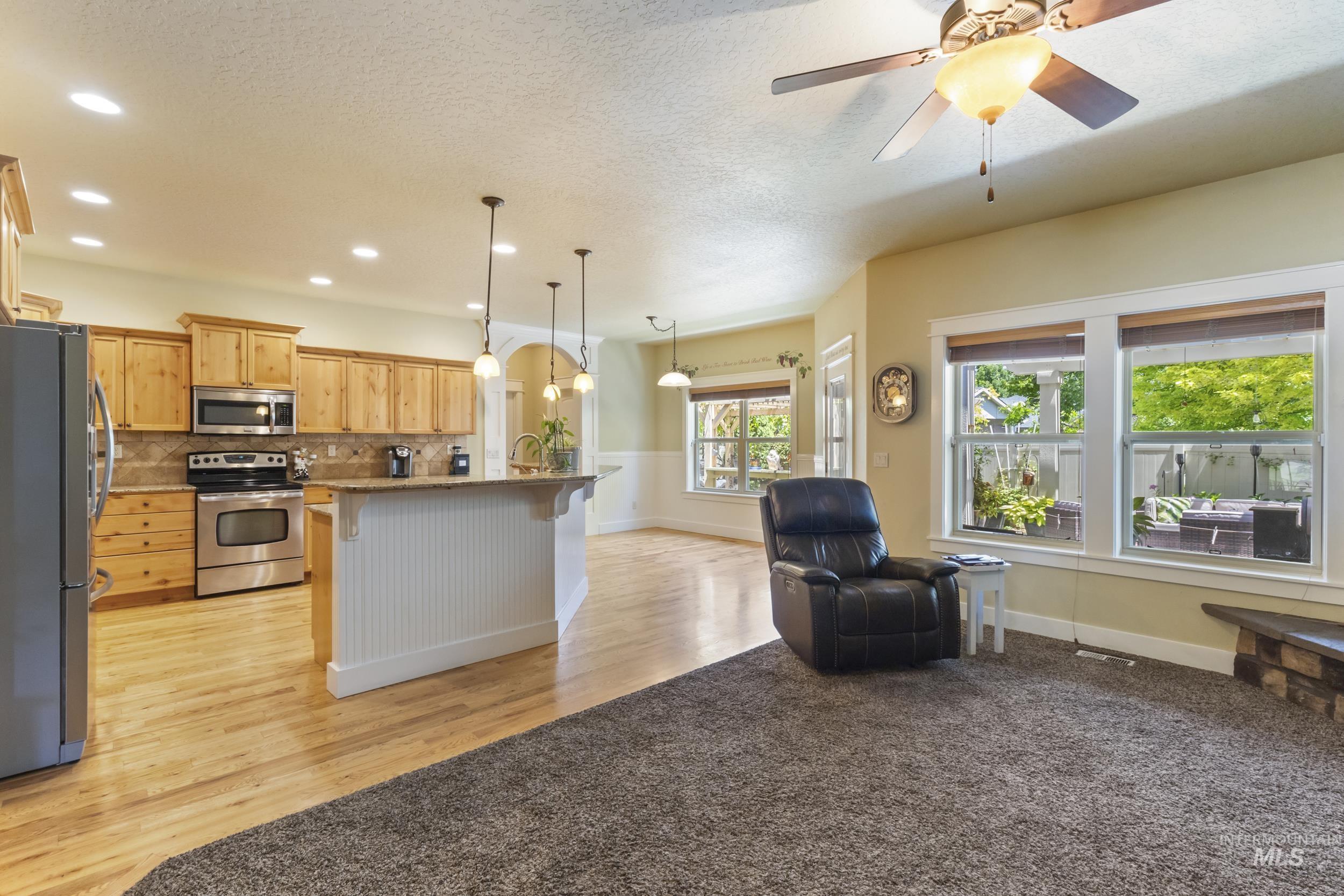 2310 W Herron Loop Property Photo 5