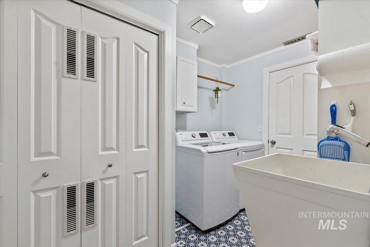 1559 N Ellington Way Property Photo 26