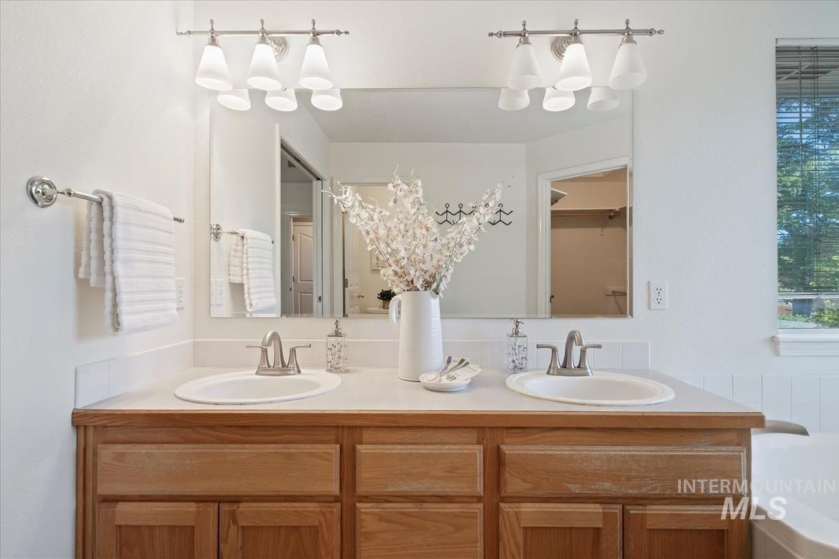 2491 S Bayou Bay Way Property Photo 25