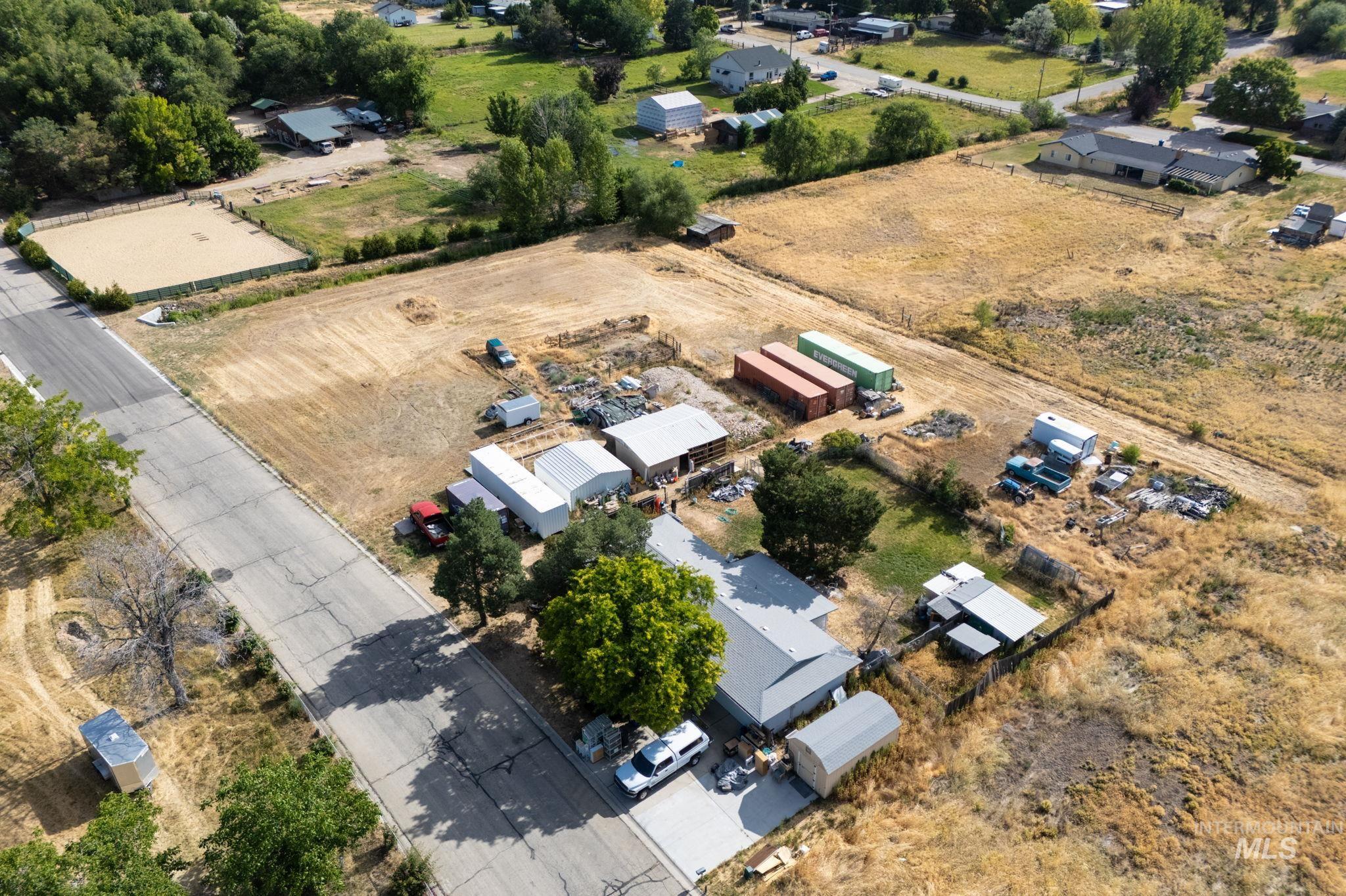 1530 S Topaz Property Photo 13