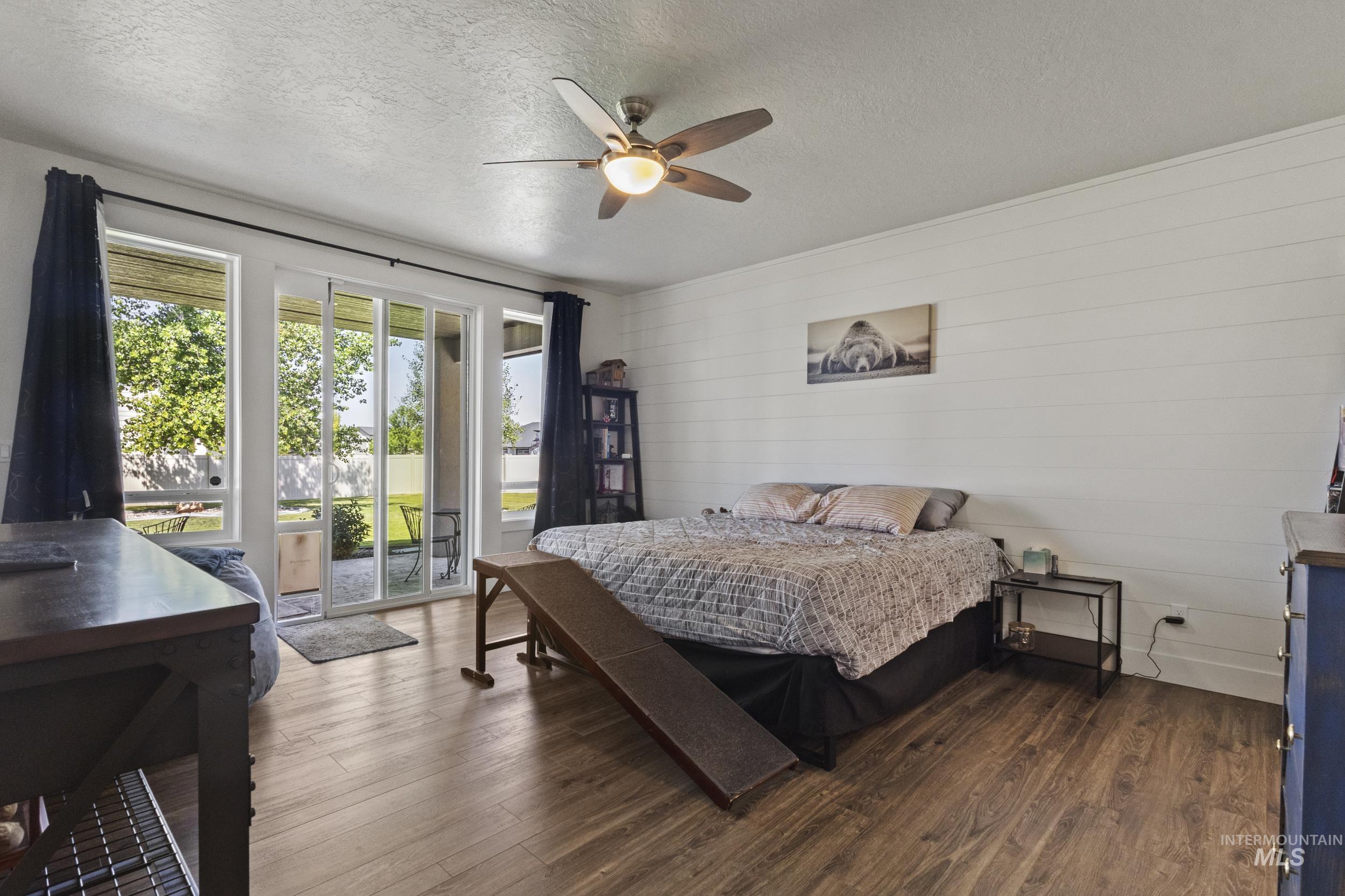 9935 Falls Point Way Property Photo 18