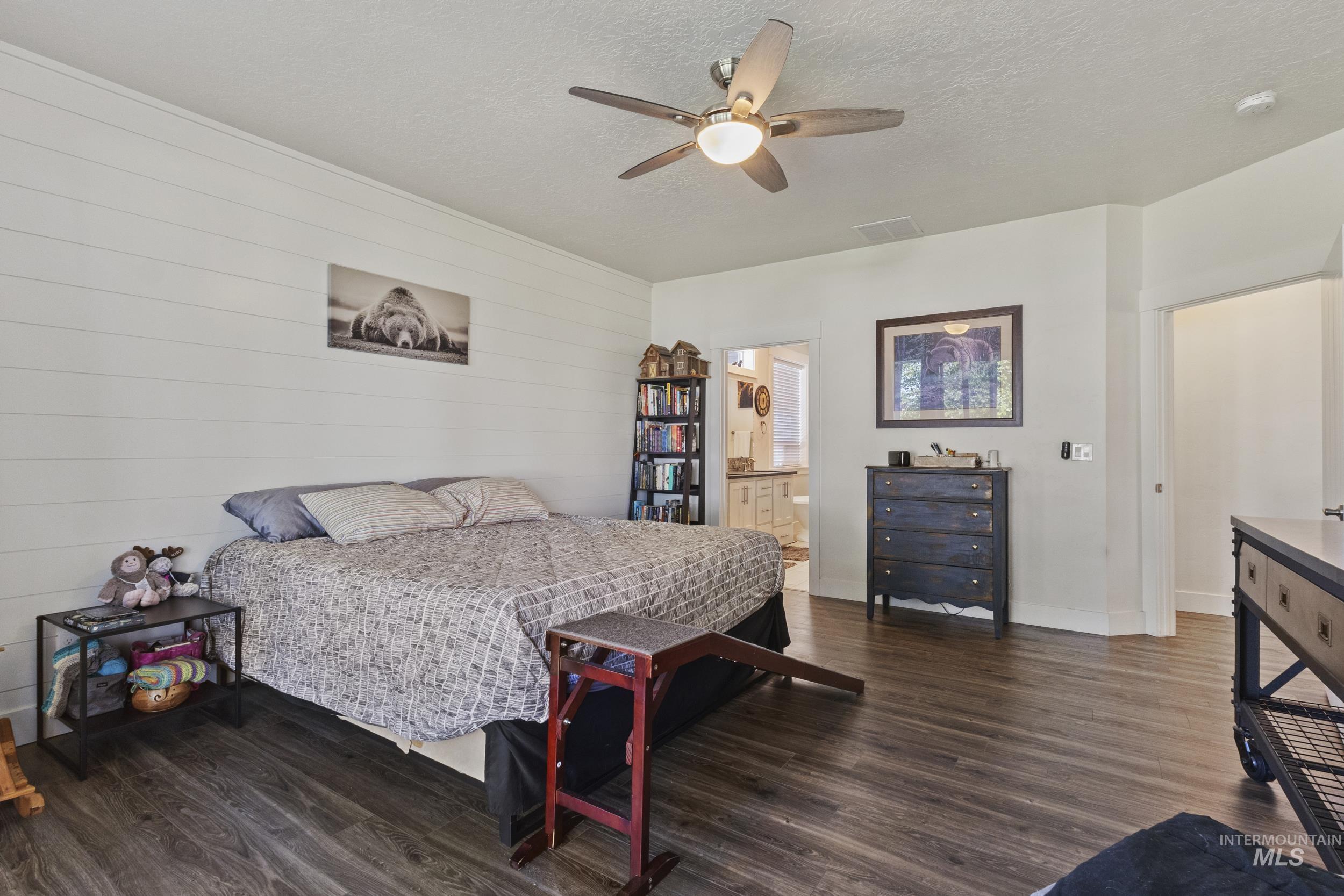 9935 Falls Point Way Property Photo 19