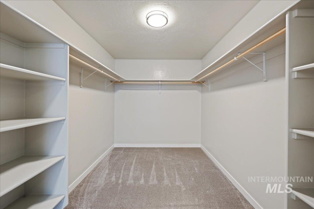 13265 Smithtown Ct Property Photo 29
