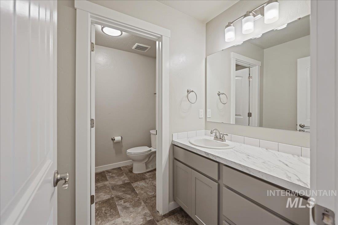 13265 Smithtown Ct Property Photo 30