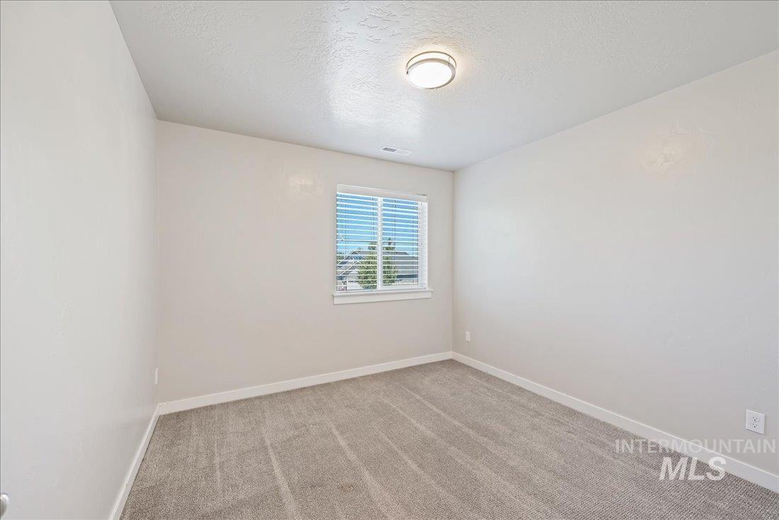 13265 Smithtown Ct Property Photo 33