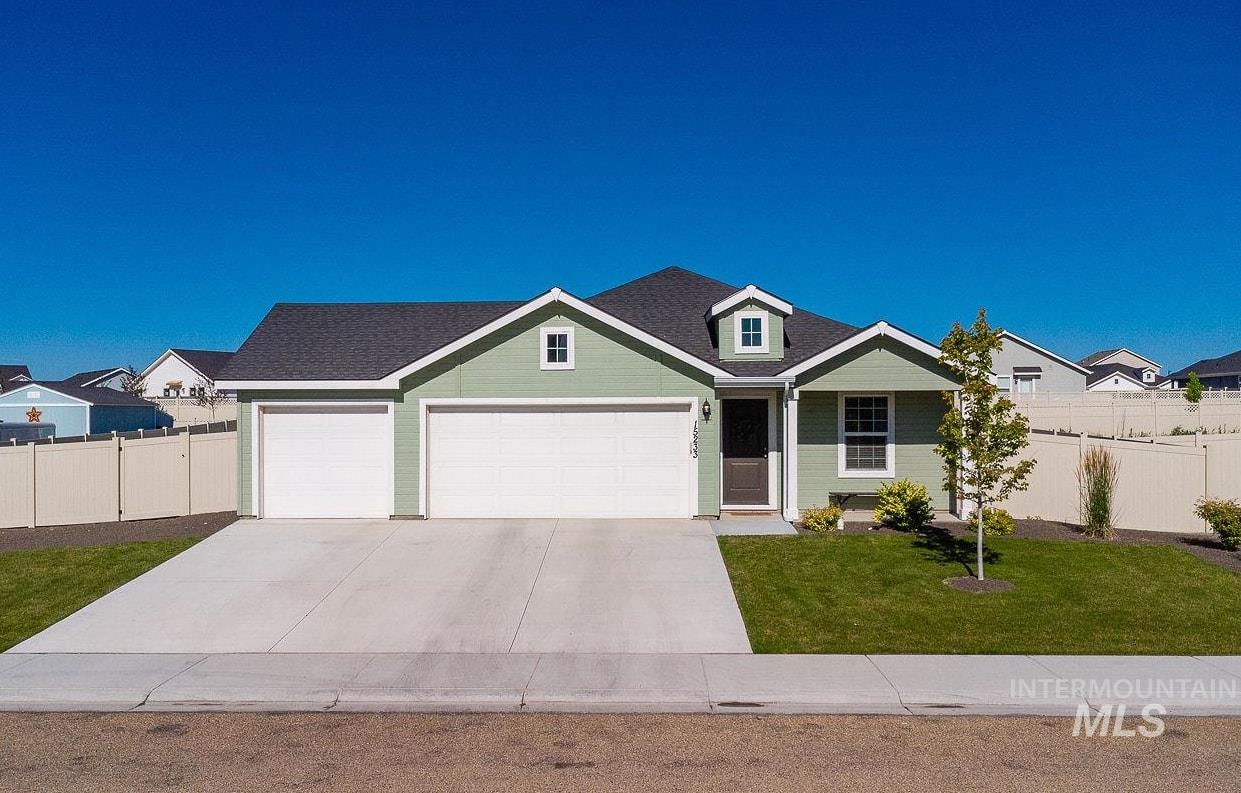15233 Hanks Way Property Photo 1