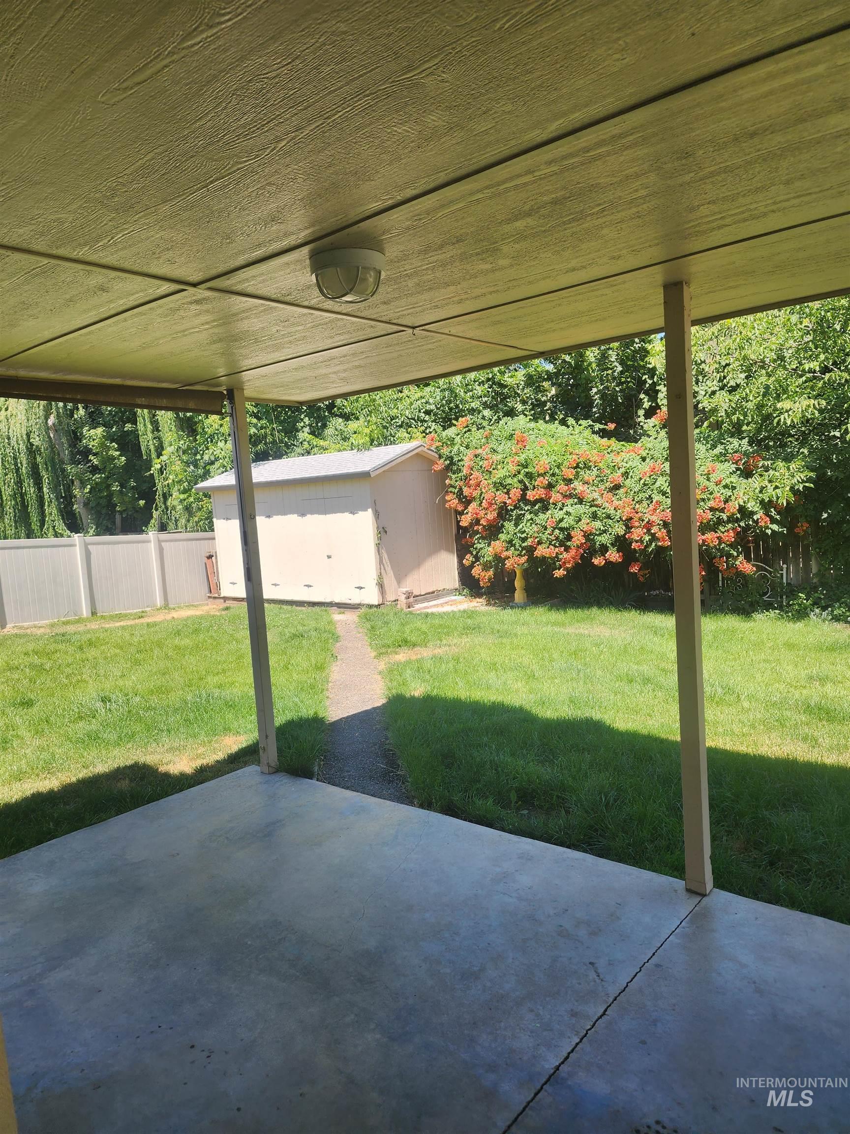 309 Ne 14th Dr. Property Photo 3