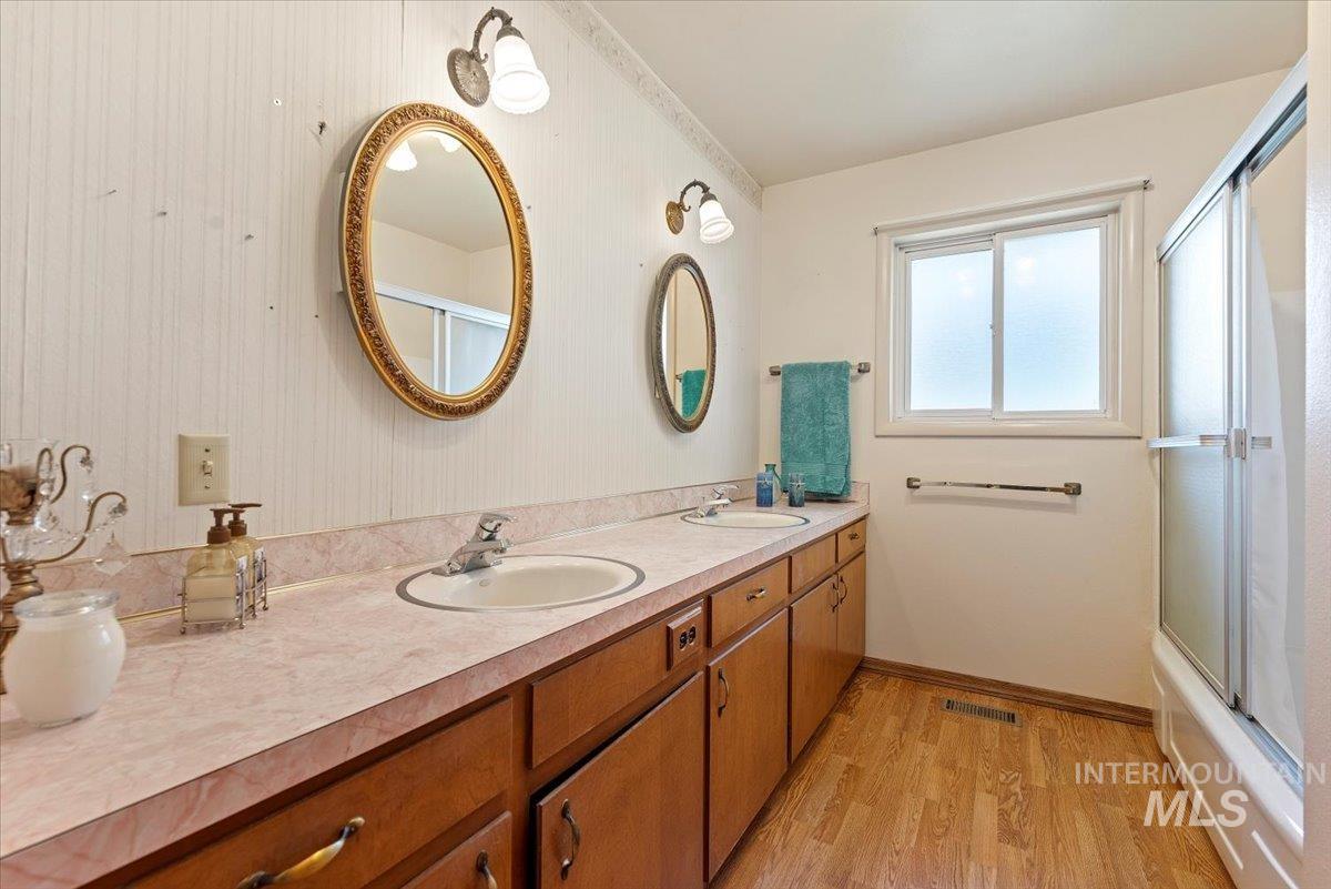 611 E Dewey Lane Property Photo 19