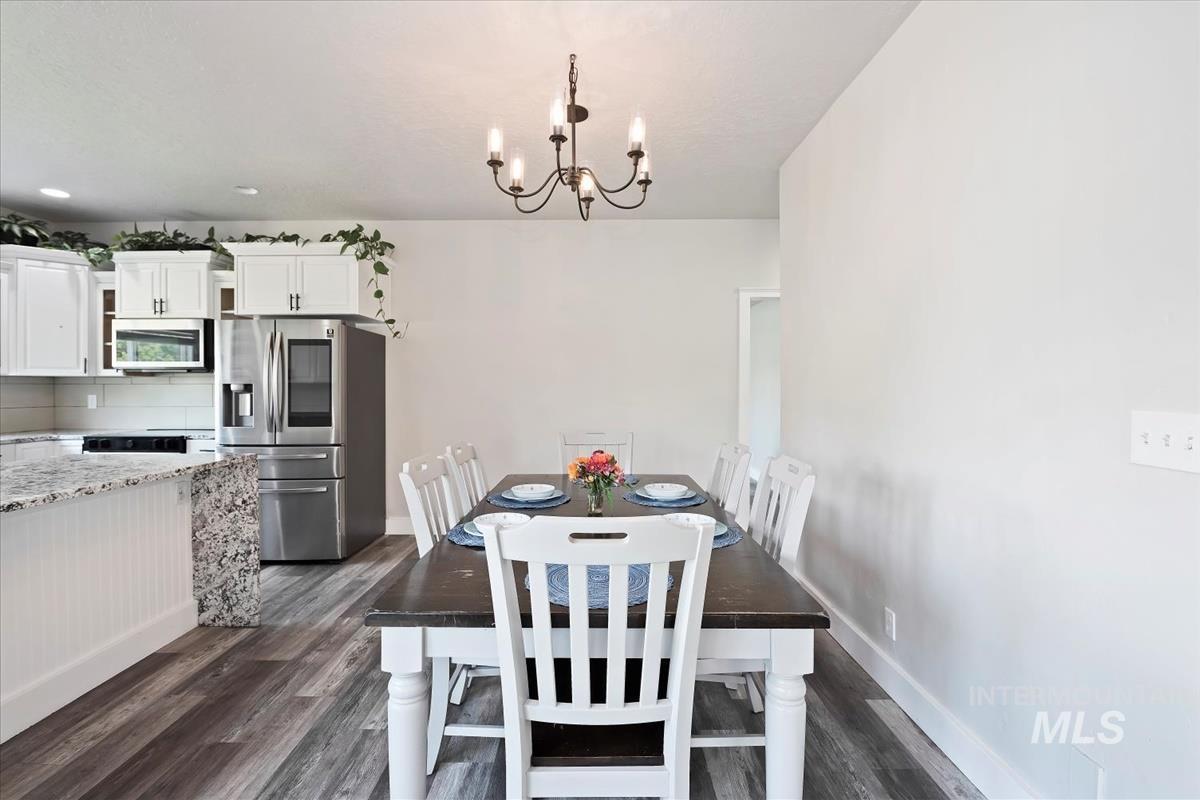 1726 N Calaveras Pl Property Photo 13