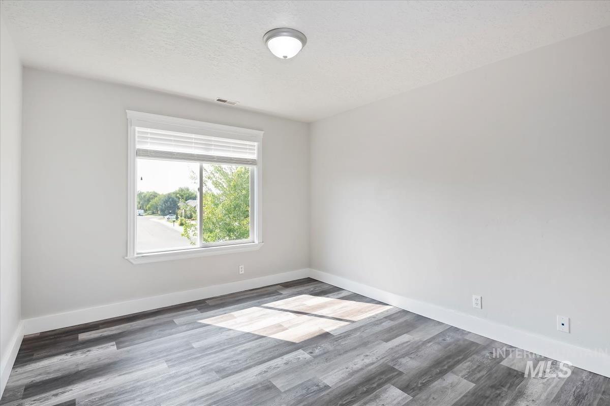 1726 N Calaveras Pl Property Photo 25