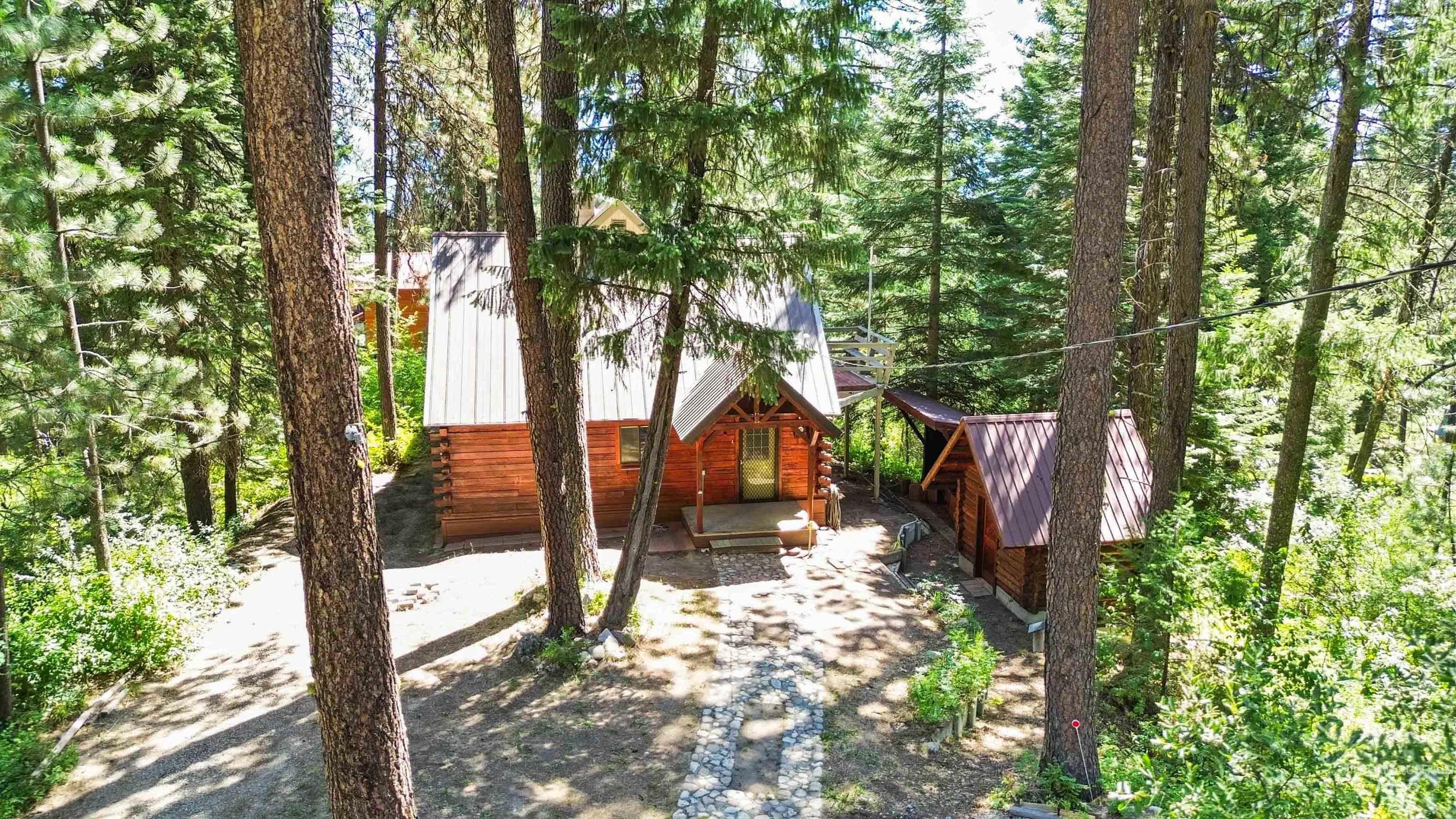 36 Elk Run Property Photo 1