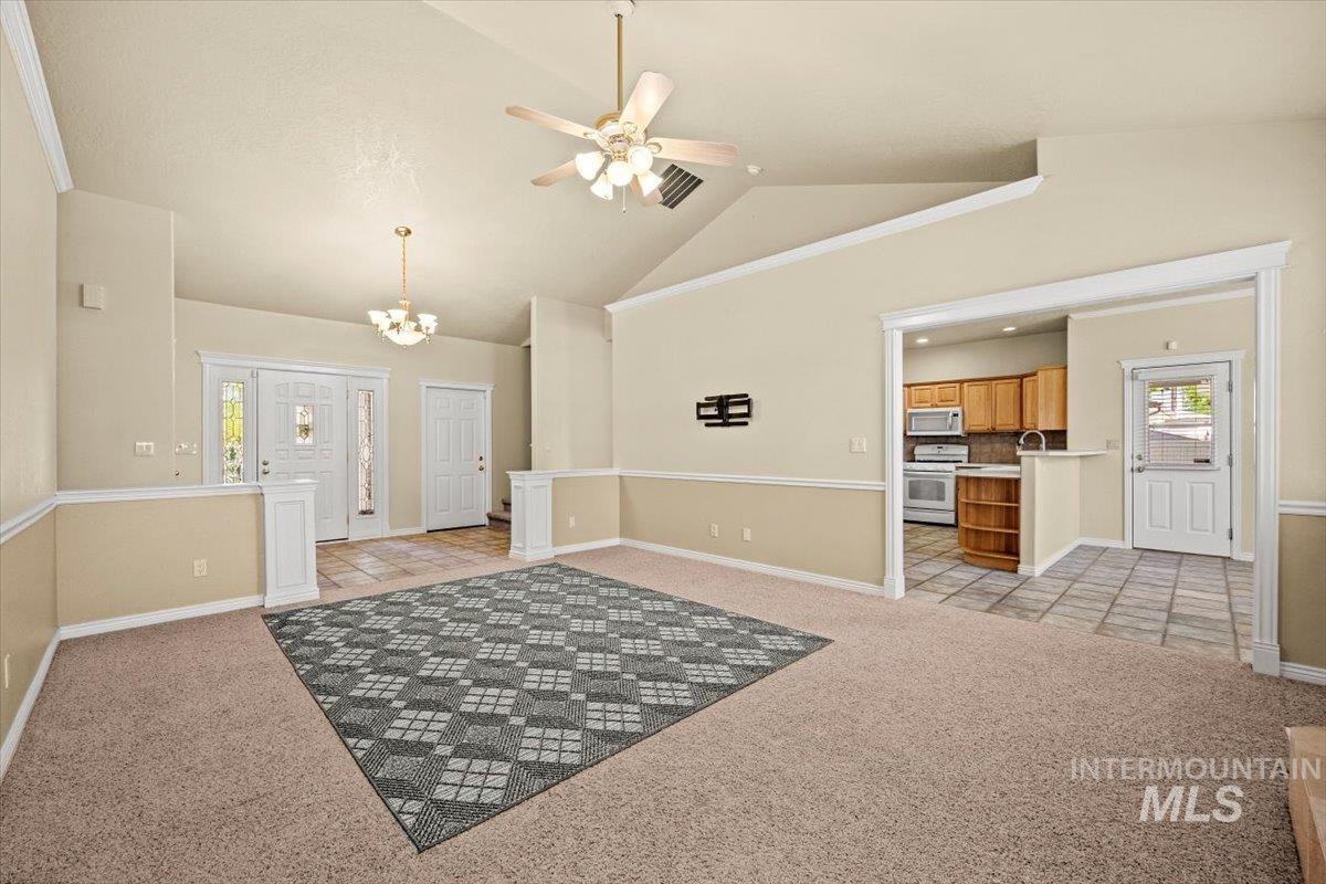 5013 W Classic Property Photo 5