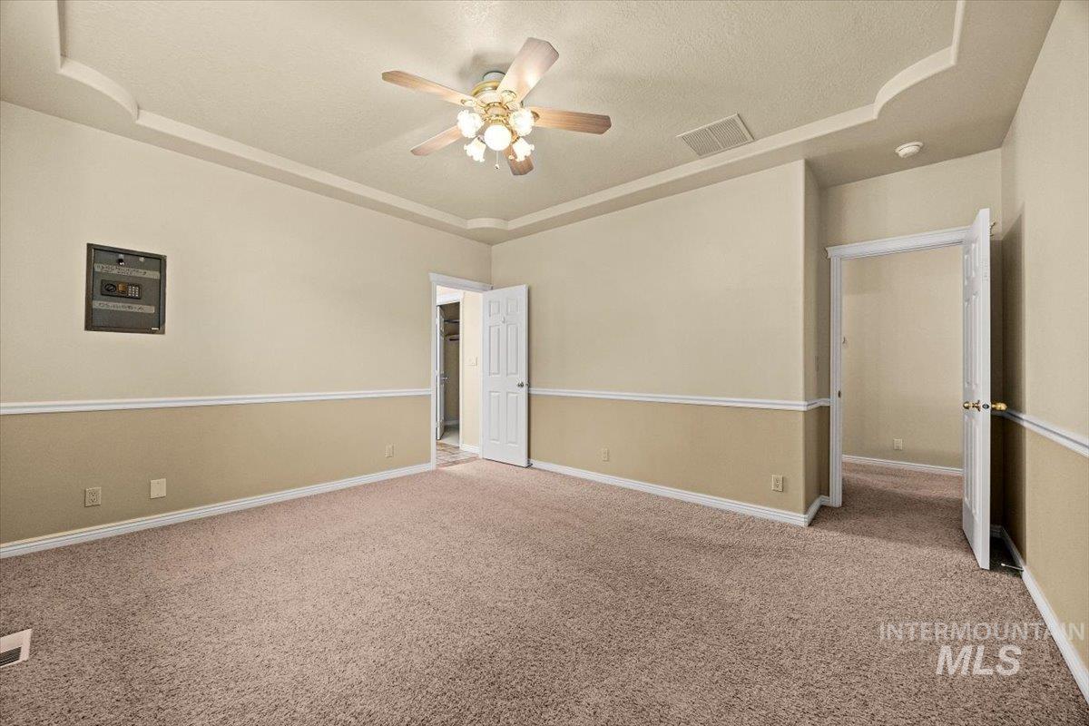 5013 W Classic Property Photo 10