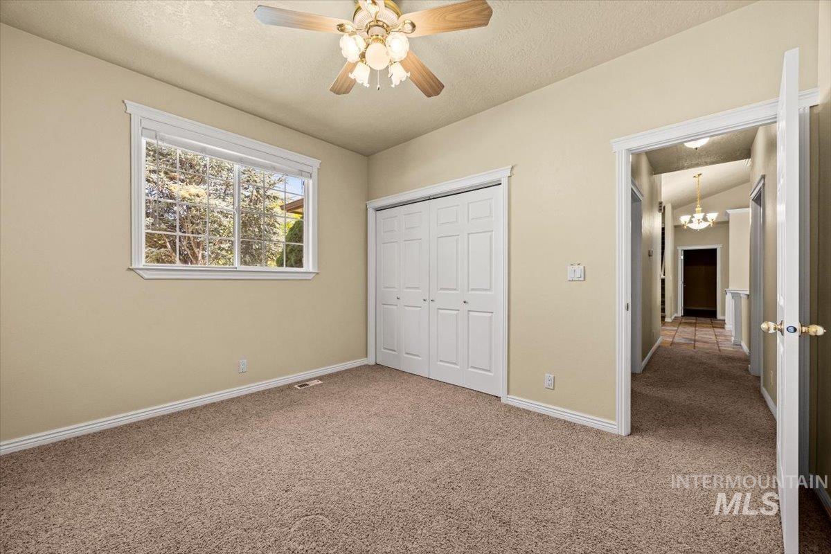 5013 W Classic Property Photo 16