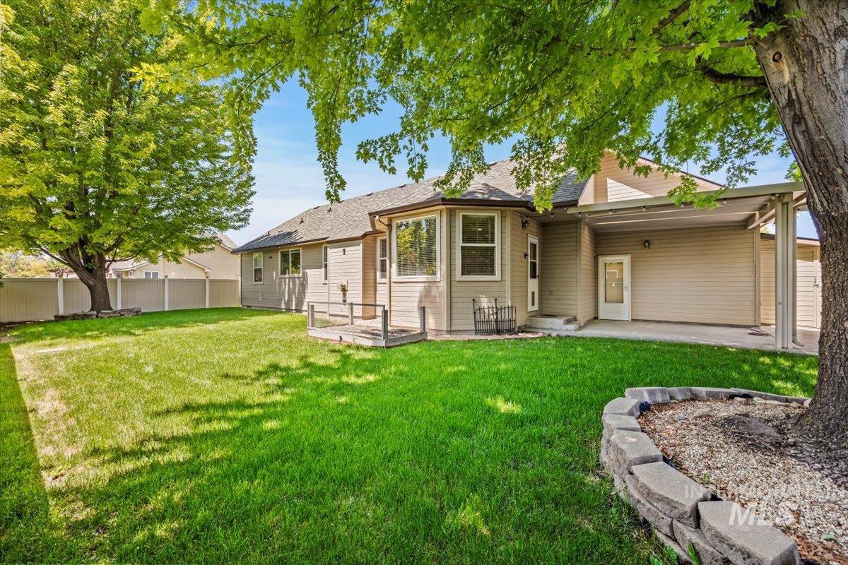 5013 W Classic Property Photo 22