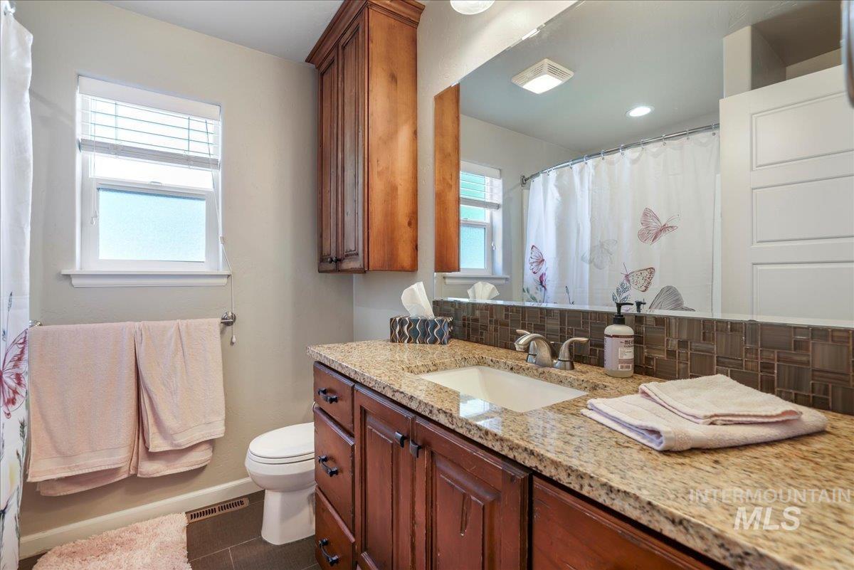 1120 Ballard Way Property Photo 17