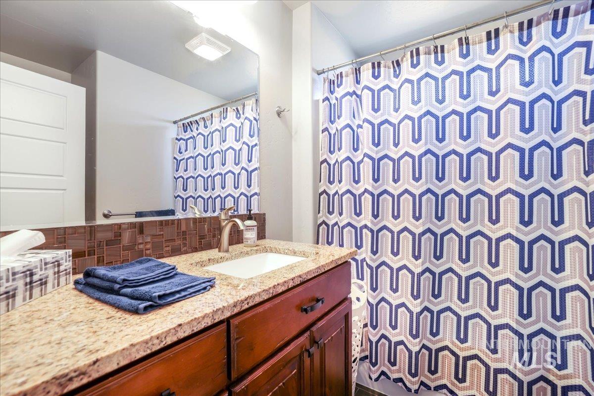 1120 Ballard Way Property Photo 21