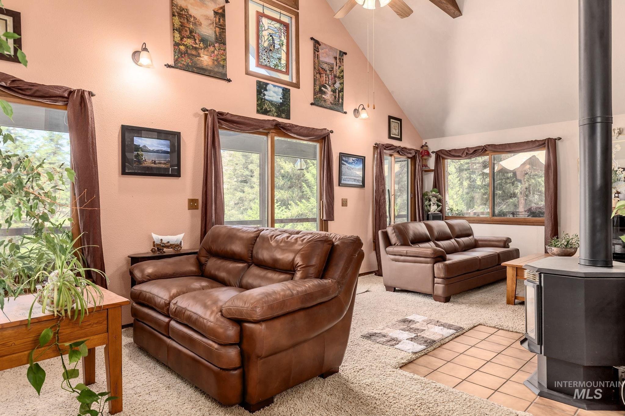 428 Rimview Dr. Property Photo 12