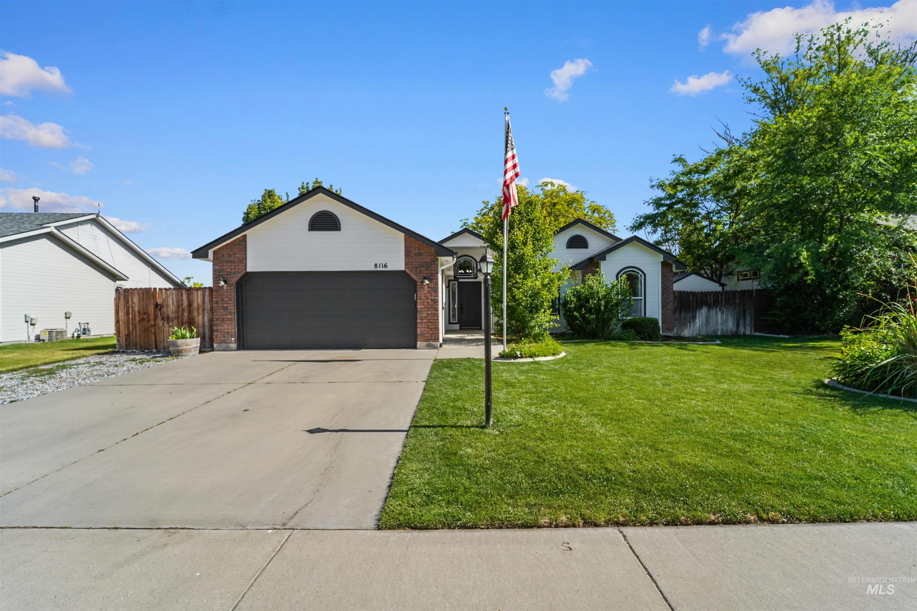 8116 Waterleaf Ave Property Photo 1