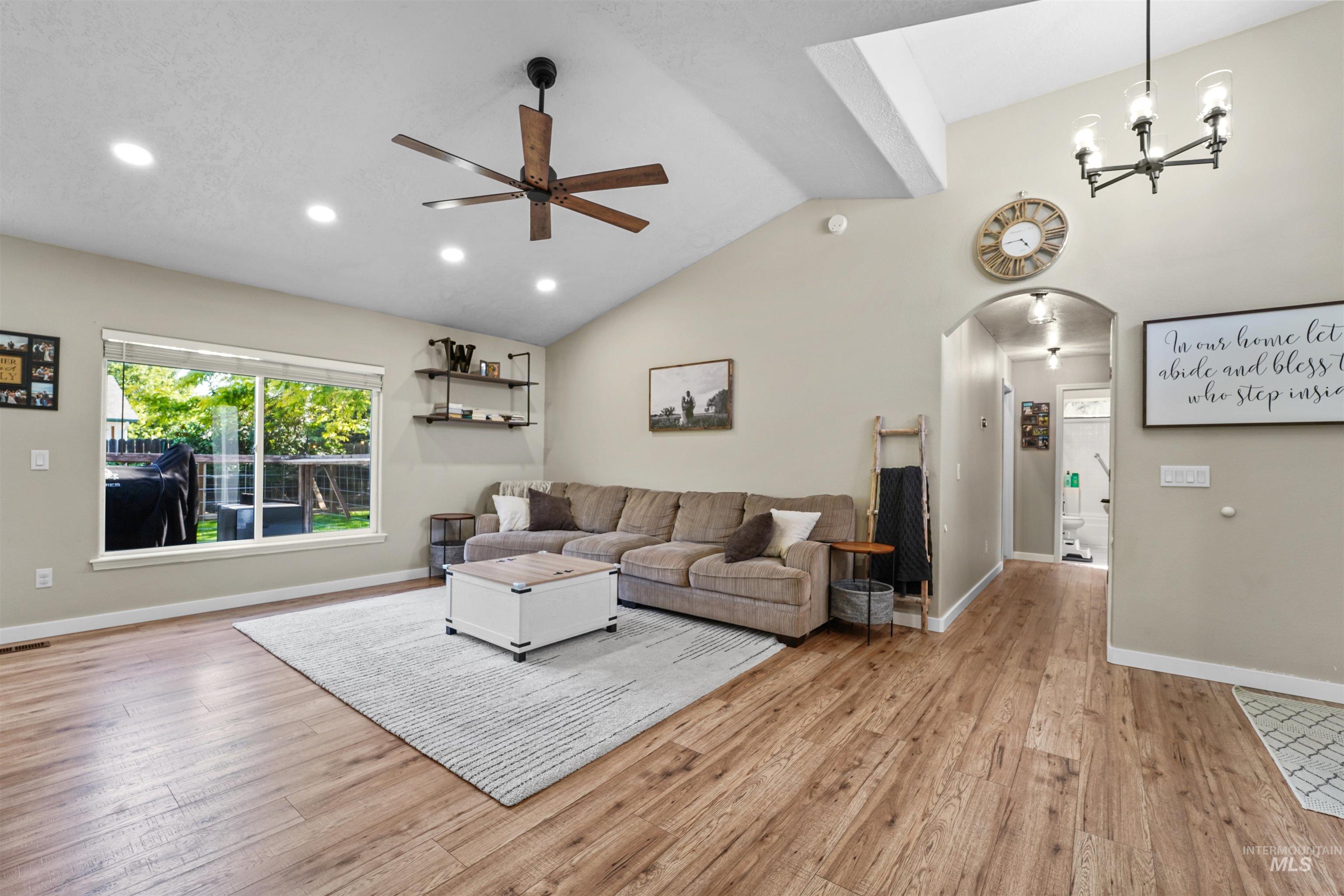 8116 Waterleaf Ave Property Photo 4