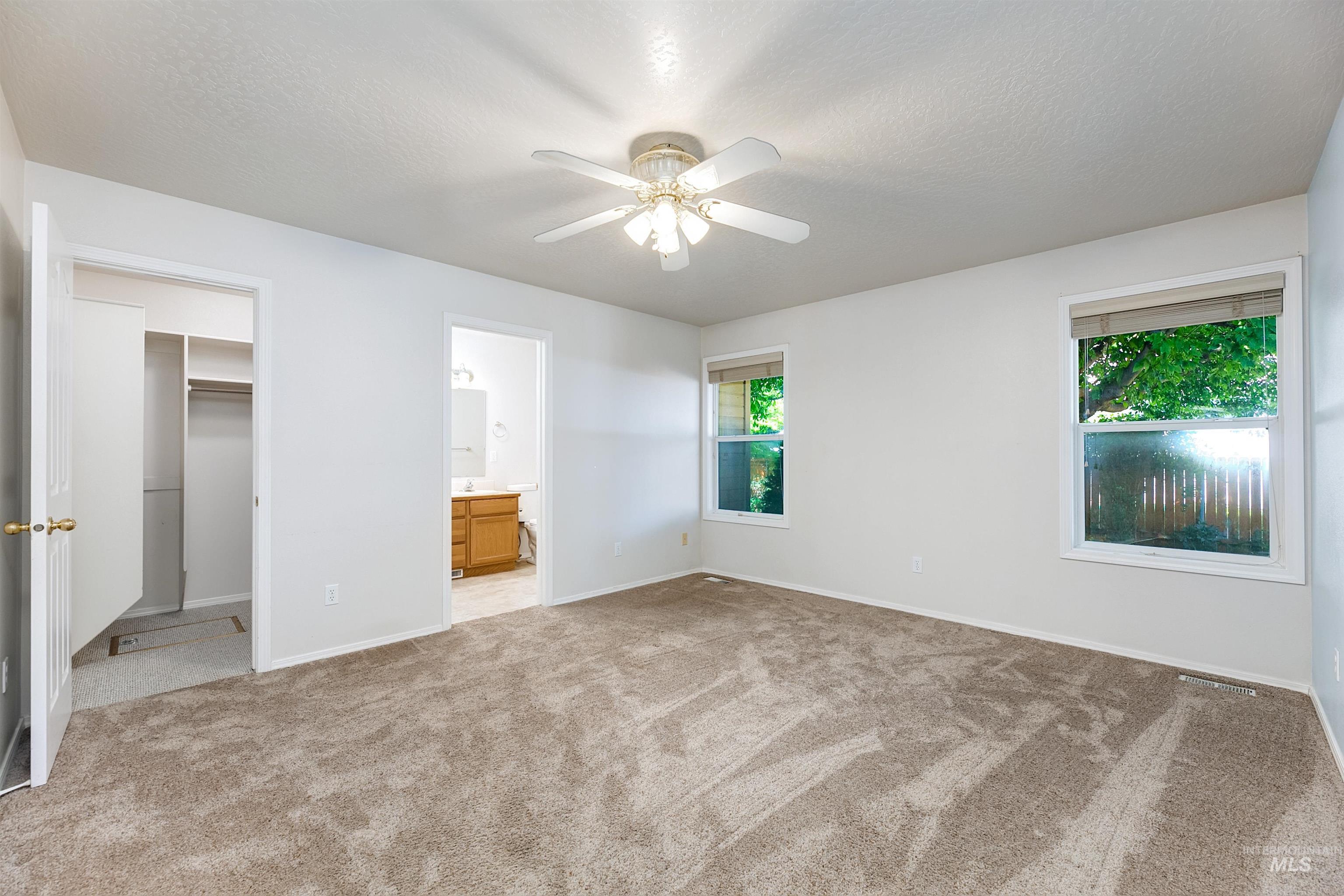 2903 N Rough Stone Way Property Photo 10