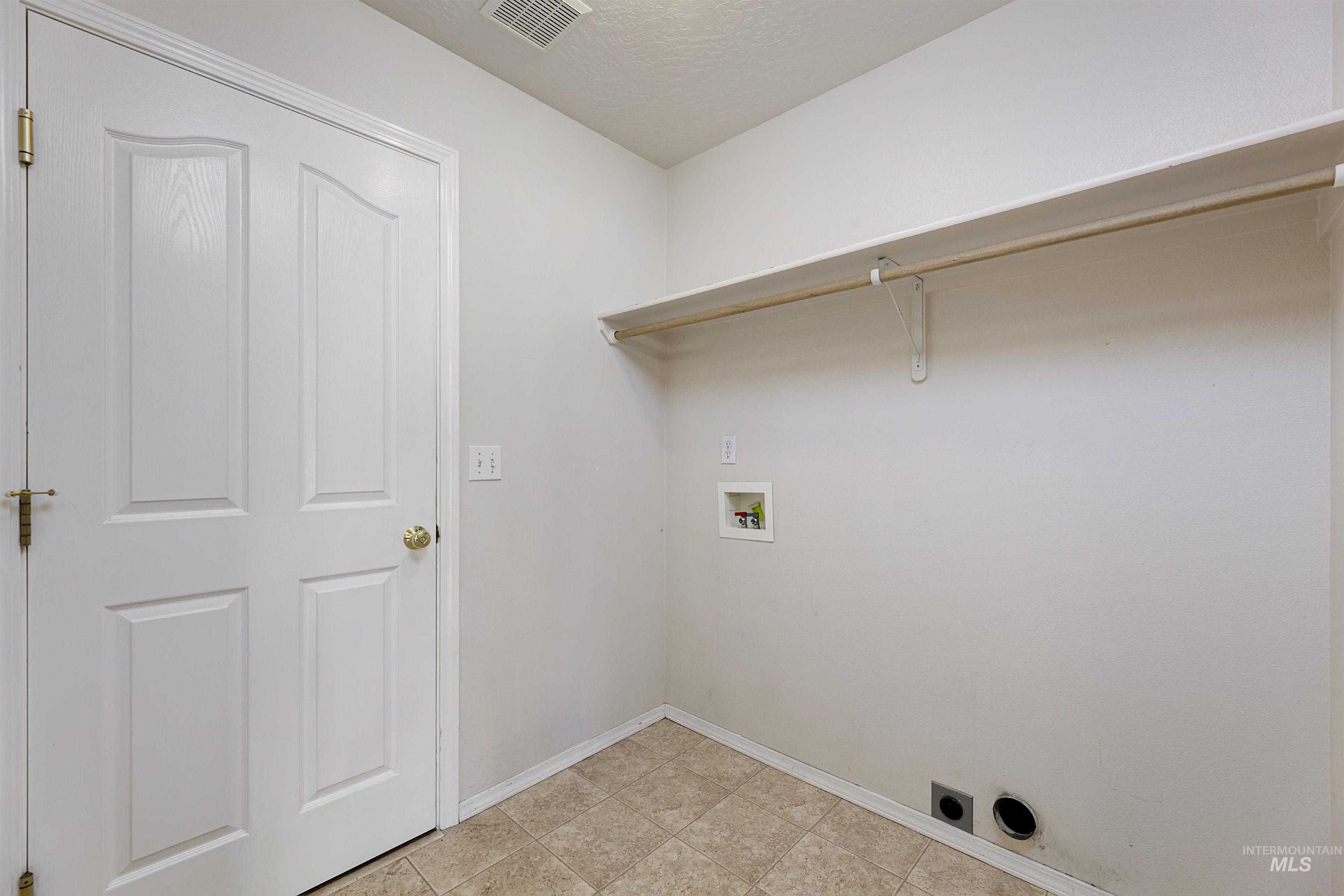 2903 N Rough Stone Way Property Photo 18