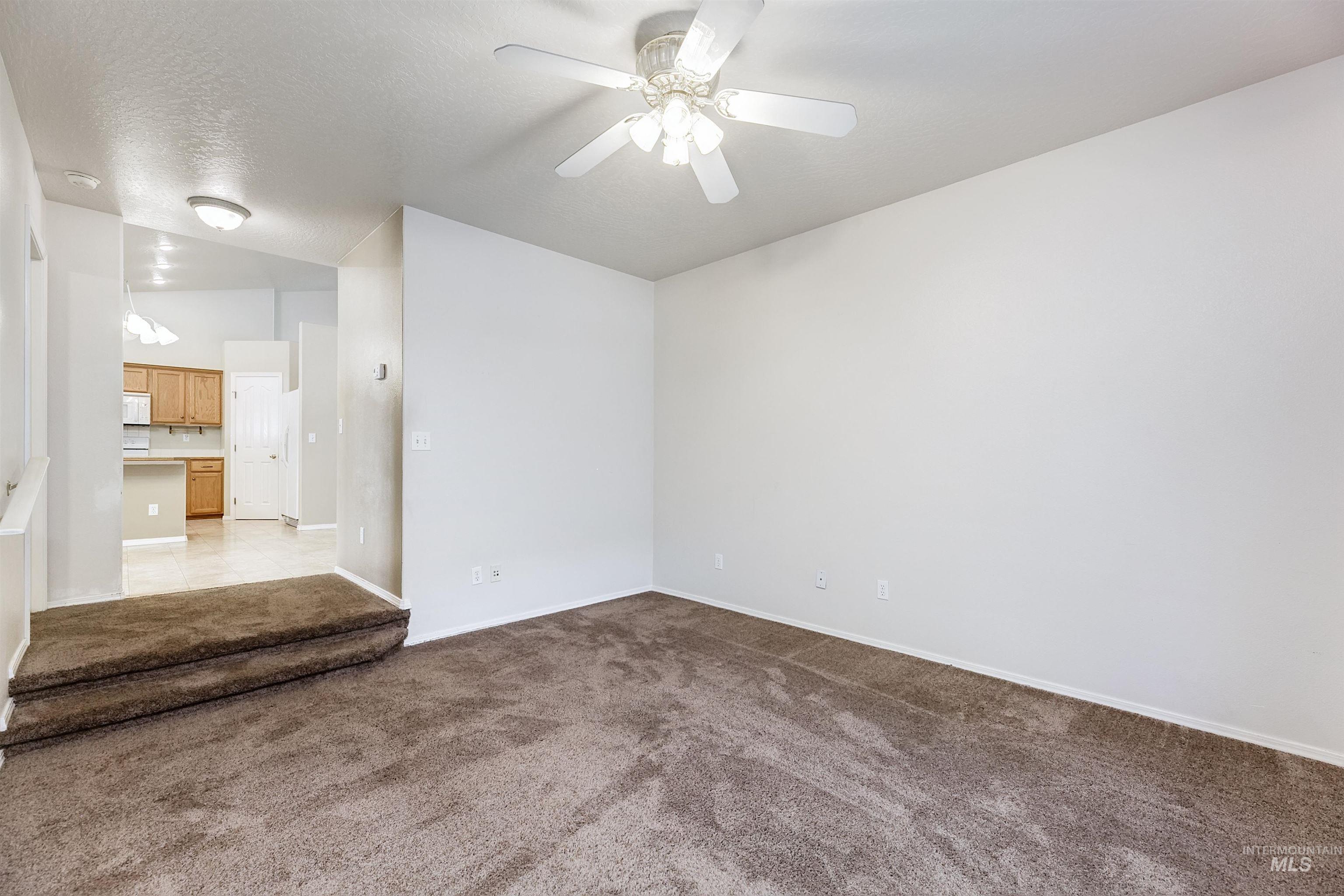 2903 N Rough Stone Way Property Photo 19