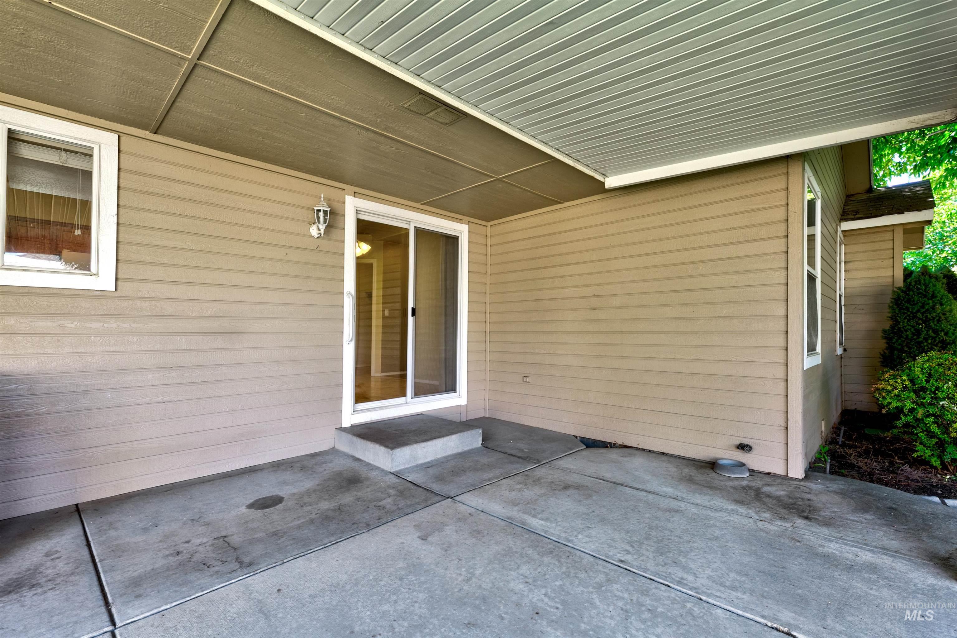 2903 N Rough Stone Way Property Photo 23