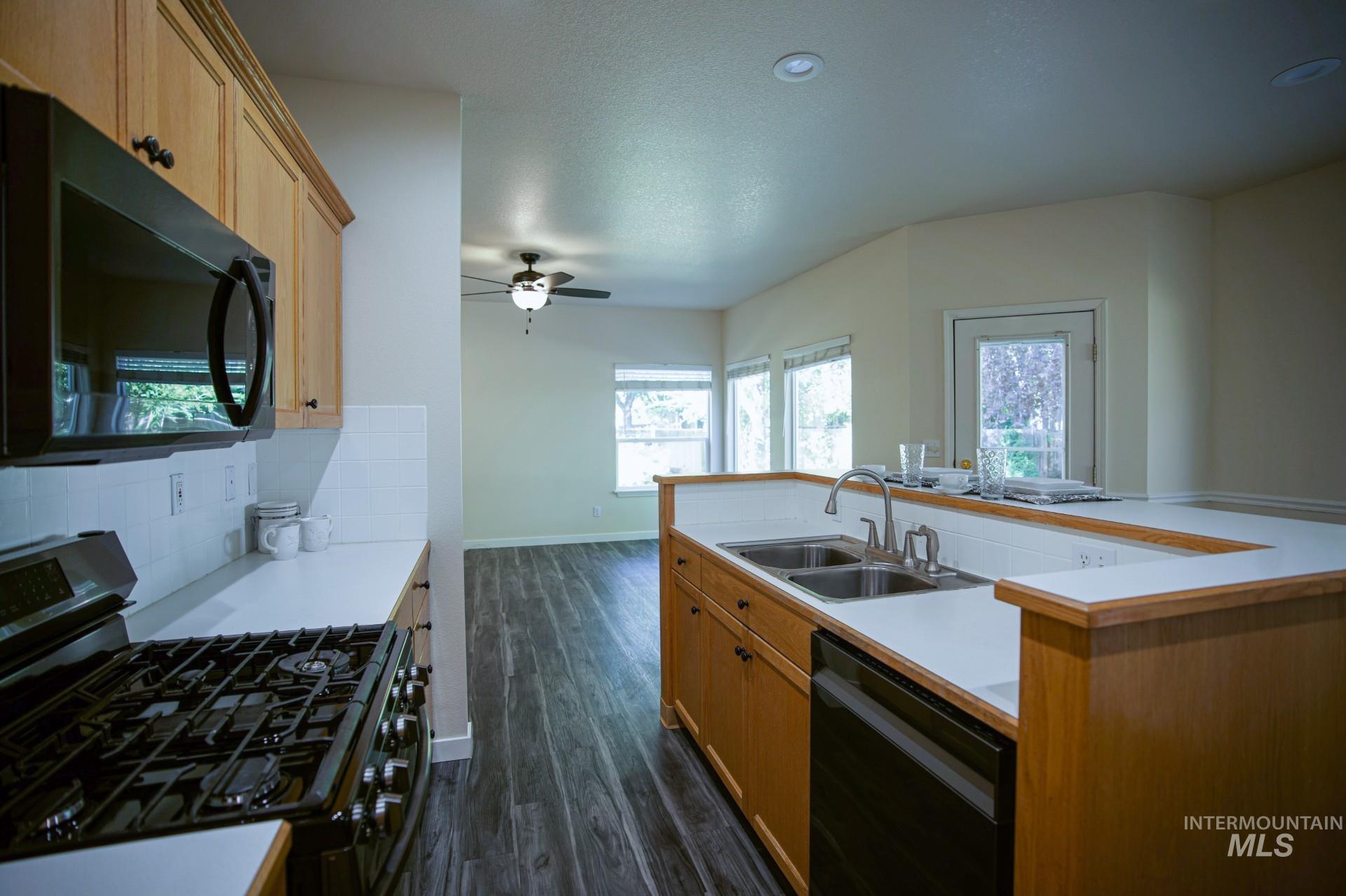 2152 S Trapper Cove Property Photo 5