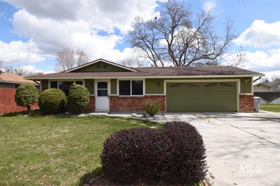 250 S Harlan Place