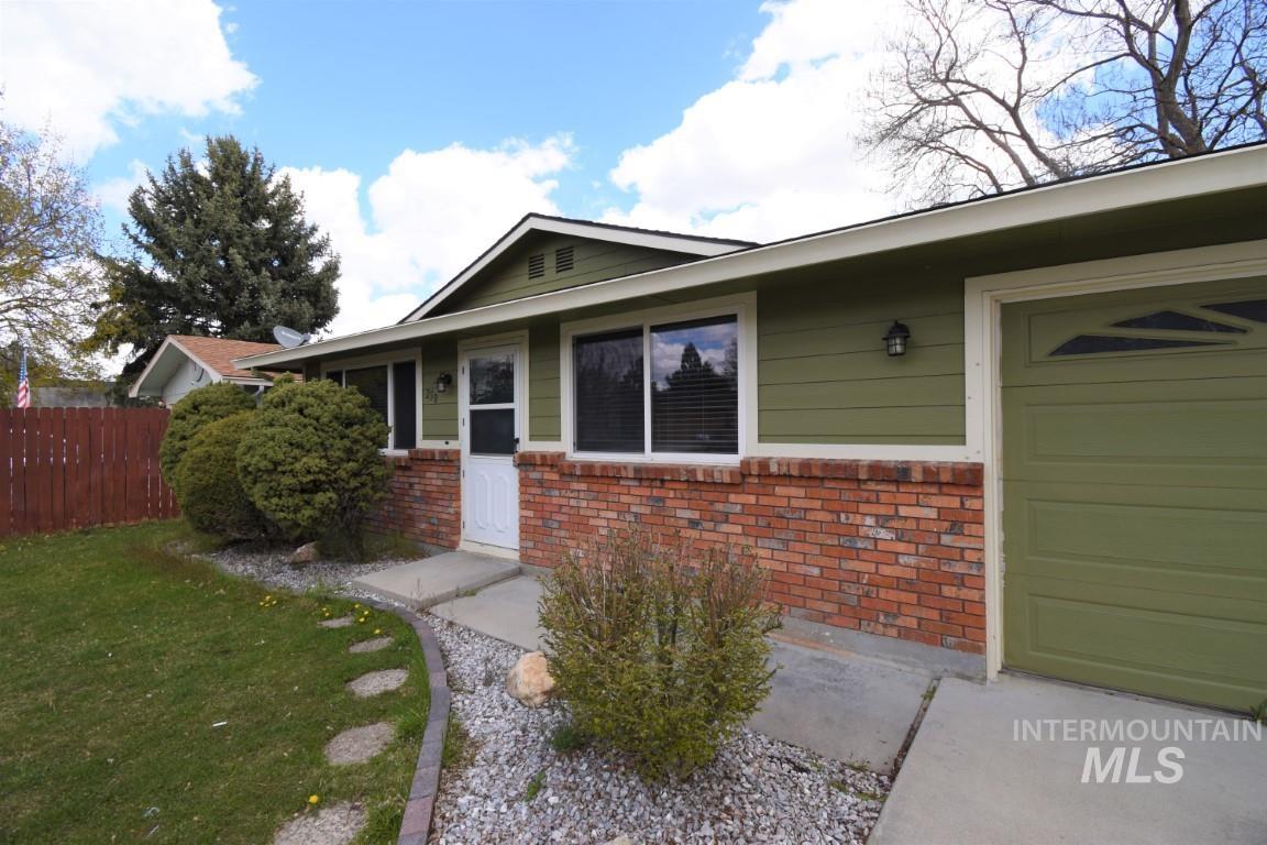 250 S Harlan Place Property Photo 2