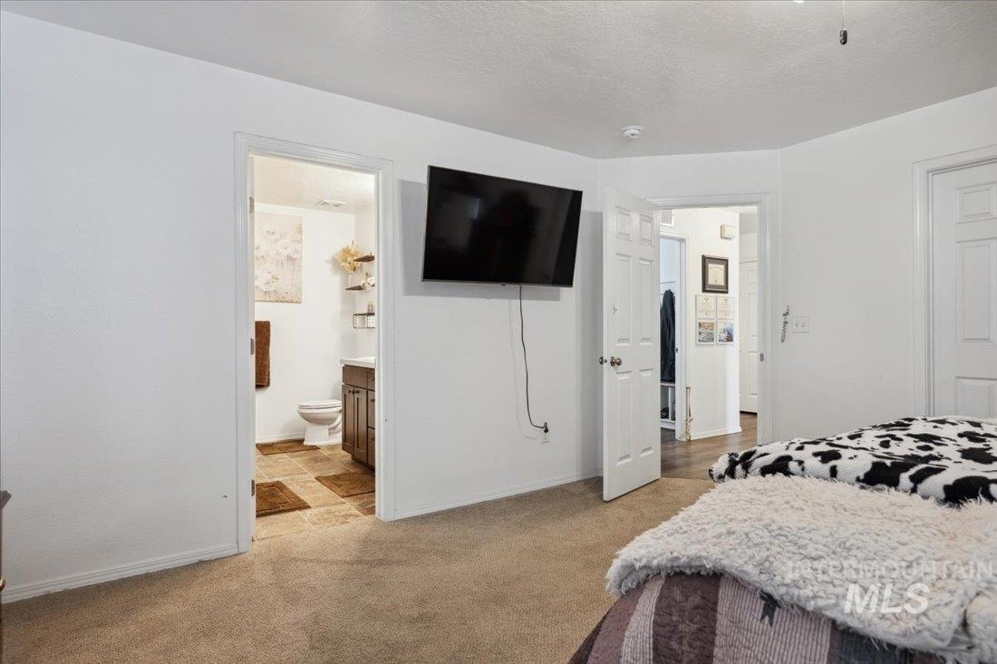 3848 W Newland St Property Photo 23