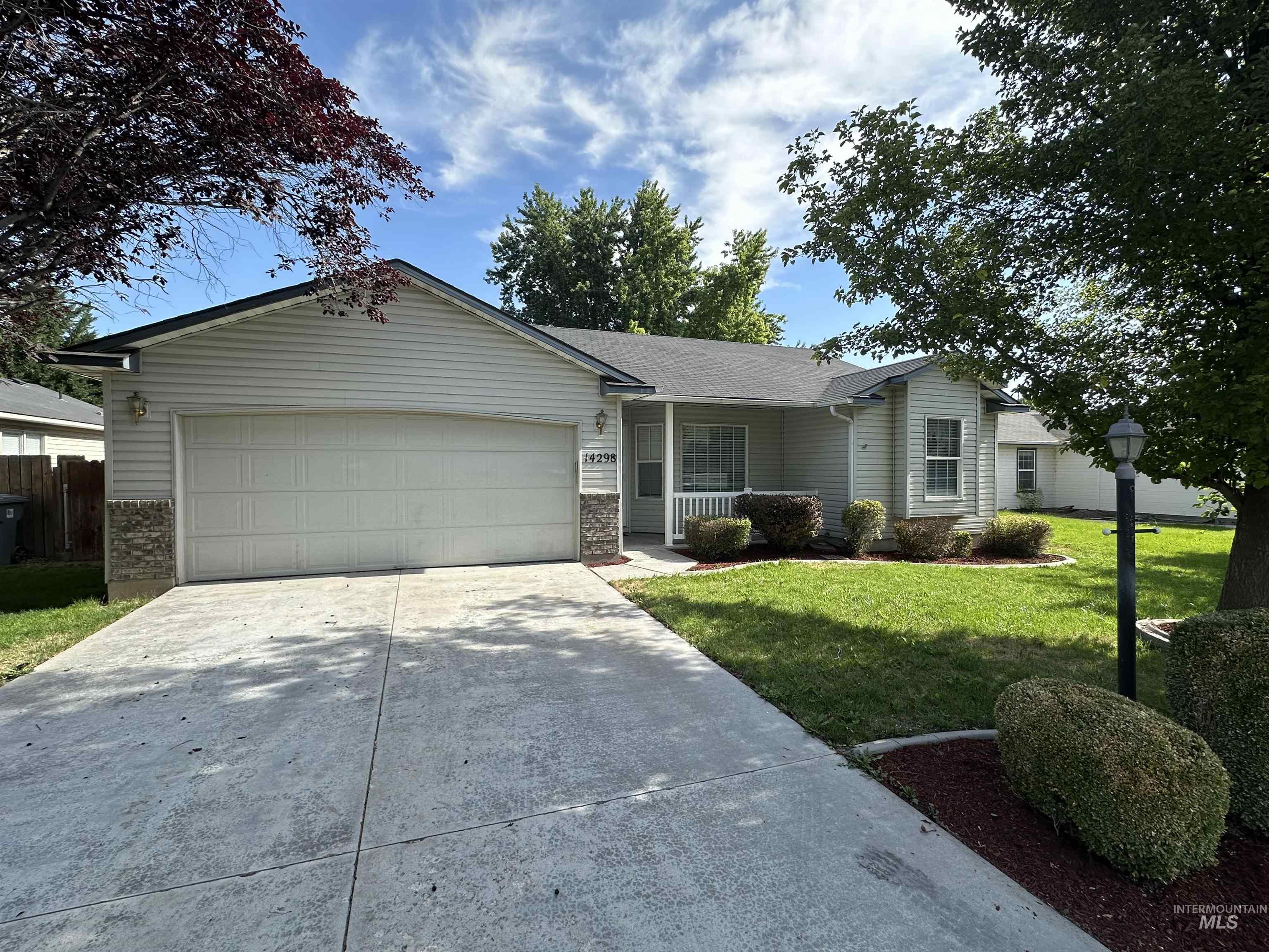 14298 Shenandoah St Property Photo 1