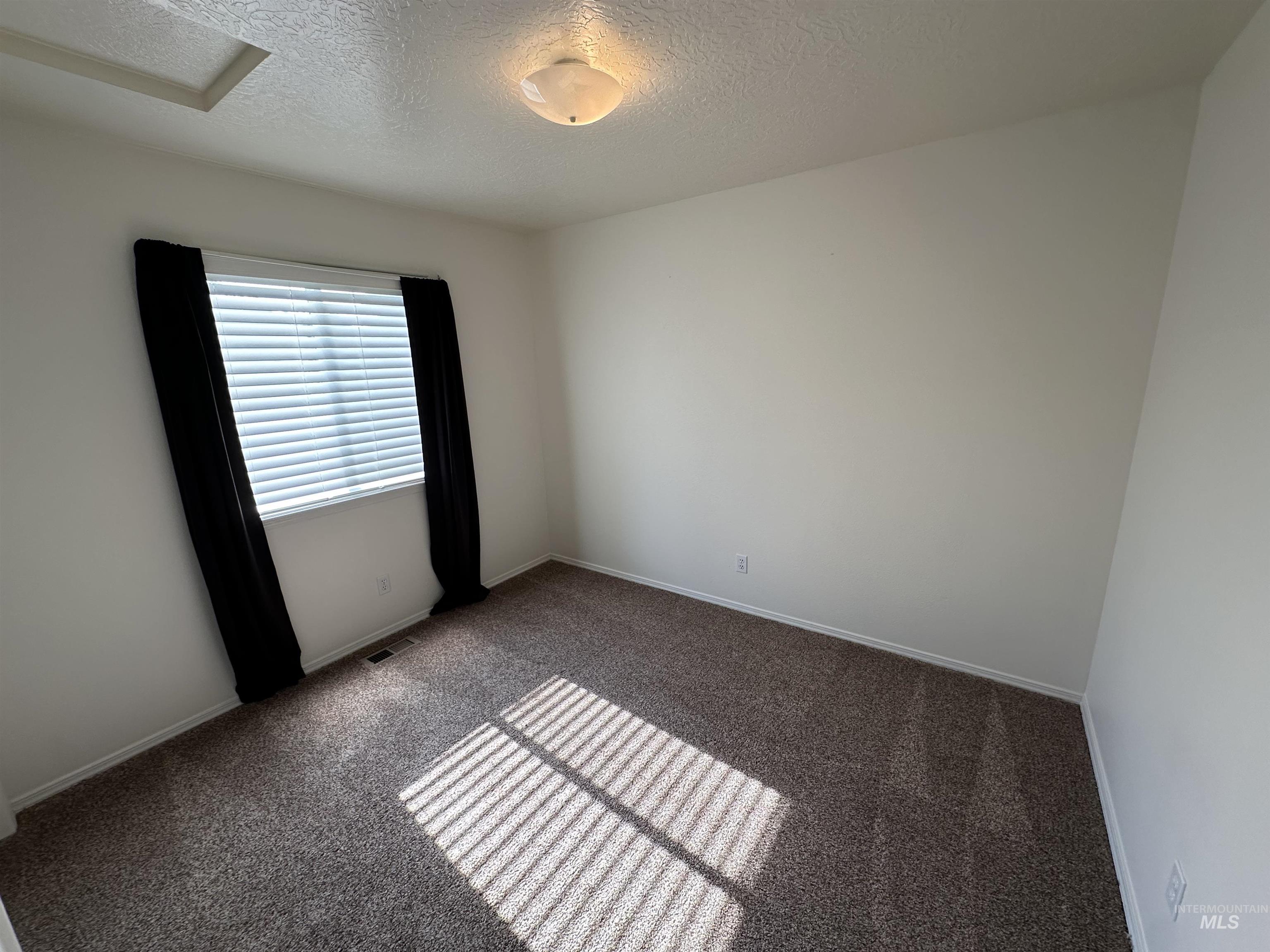 14298 Shenandoah St Property Photo 20