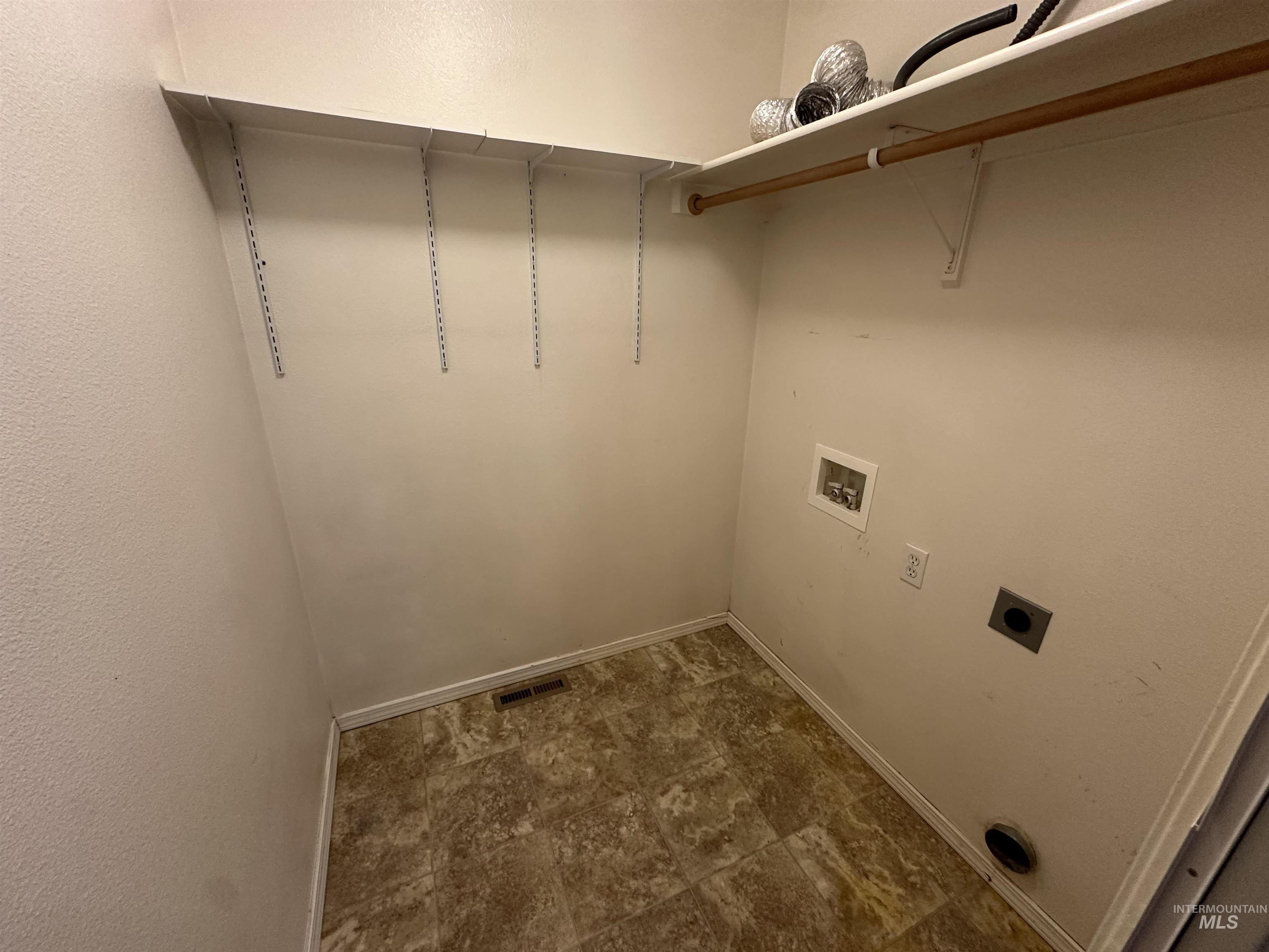 14298 Shenandoah St Property Photo 27