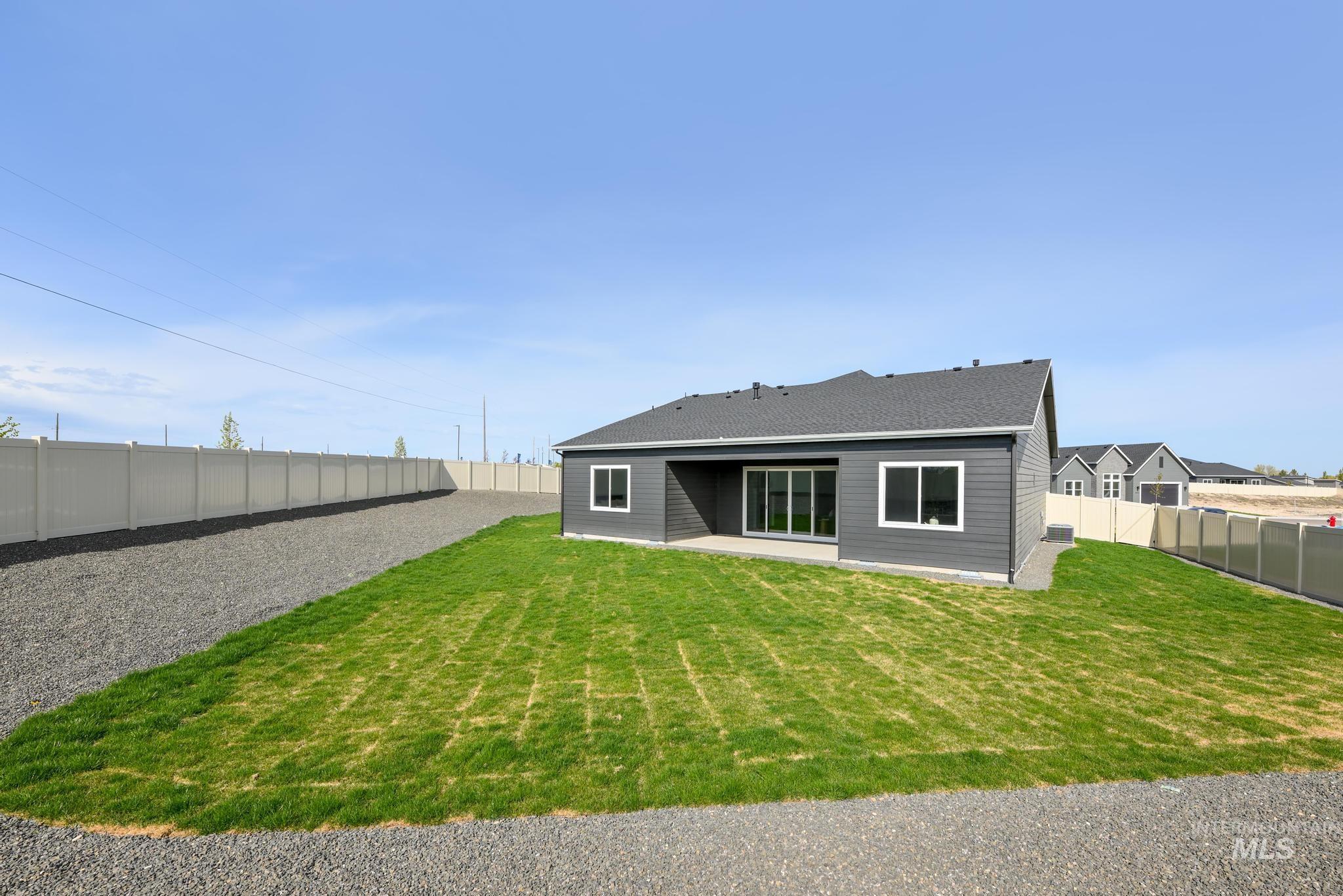 3659 N San Carlos Way Property Photo 10