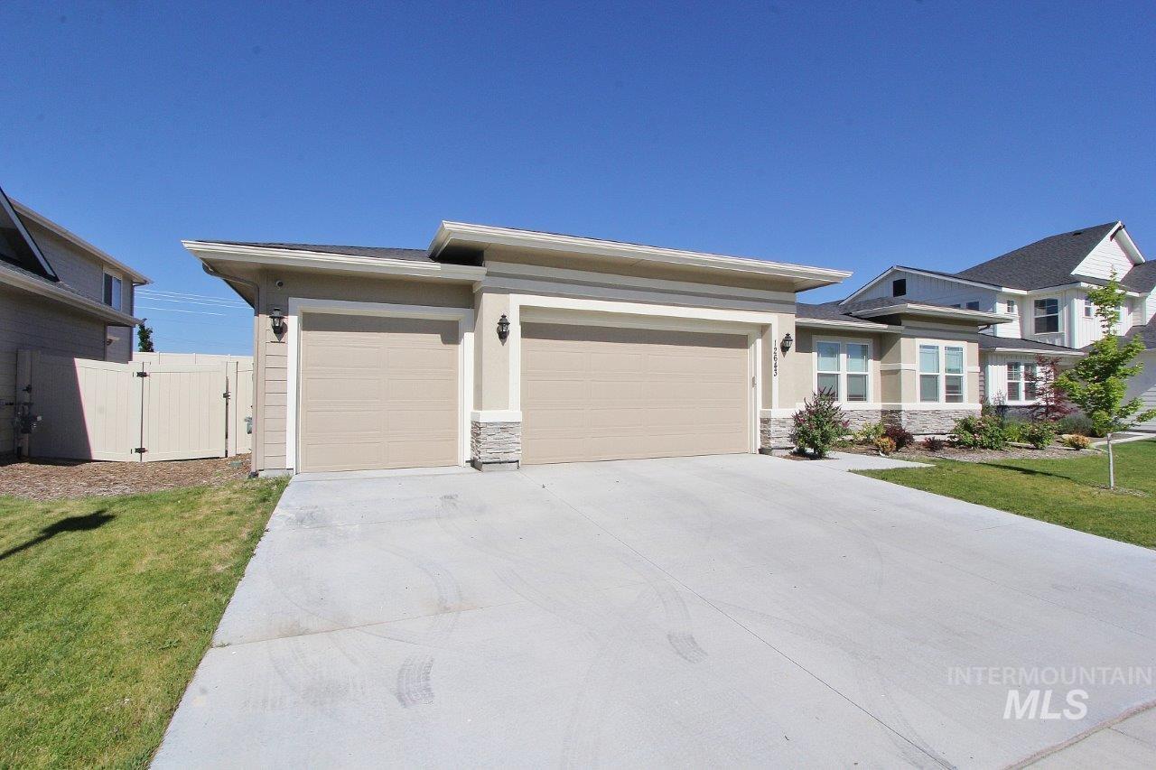 12643 S Teano Ave. Property Photo 2