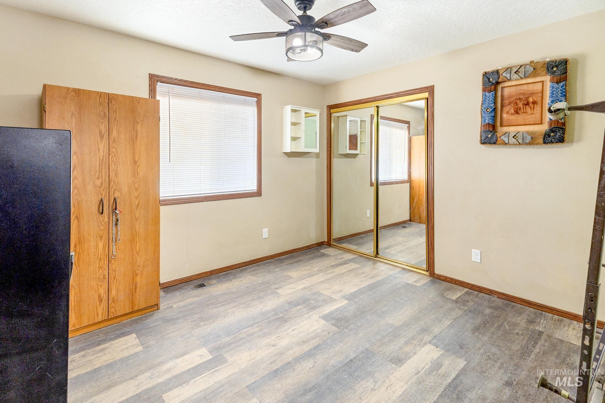 27499 Pioneer Ln Property Photo 17