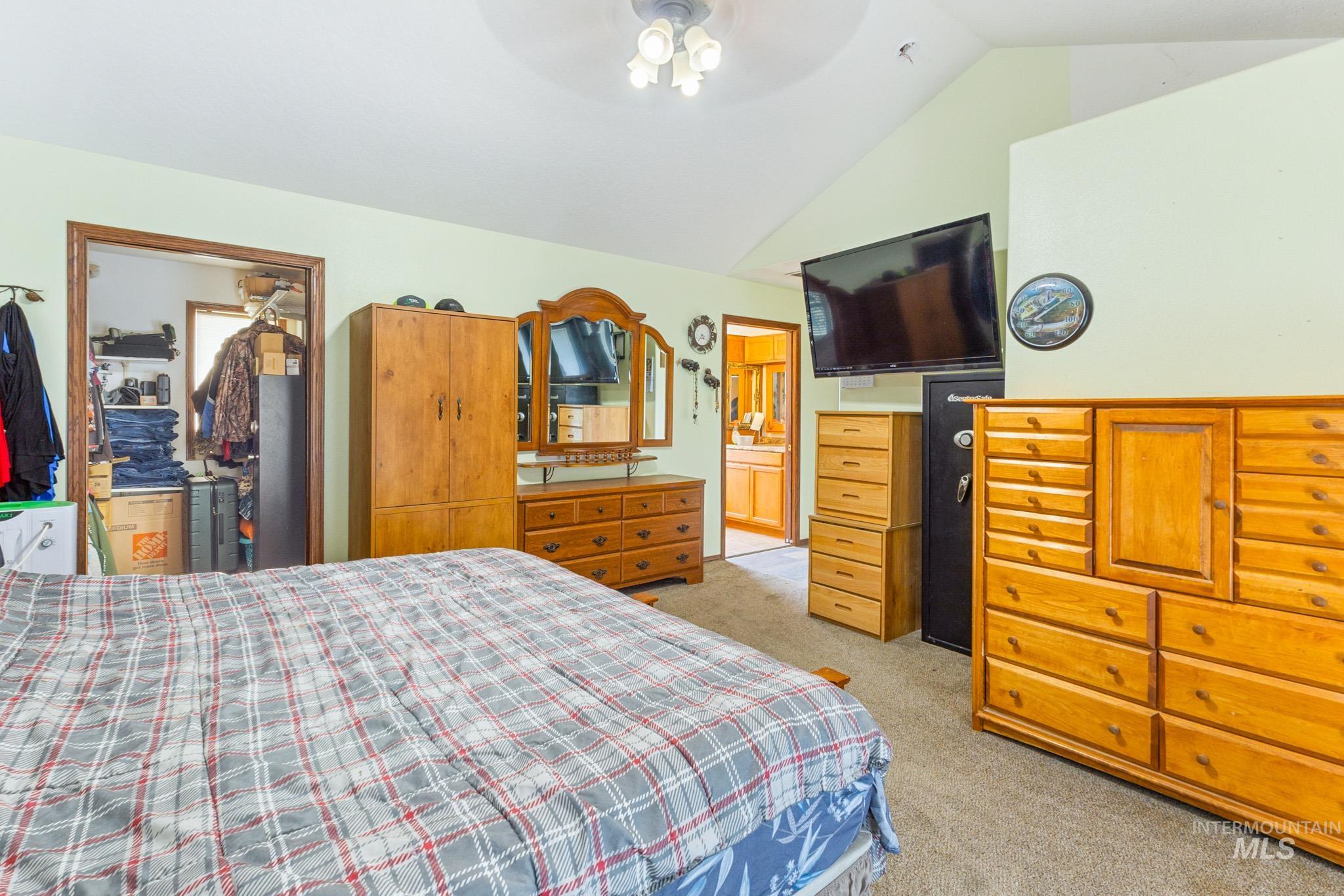 27499 Pioneer Ln Property Photo 22