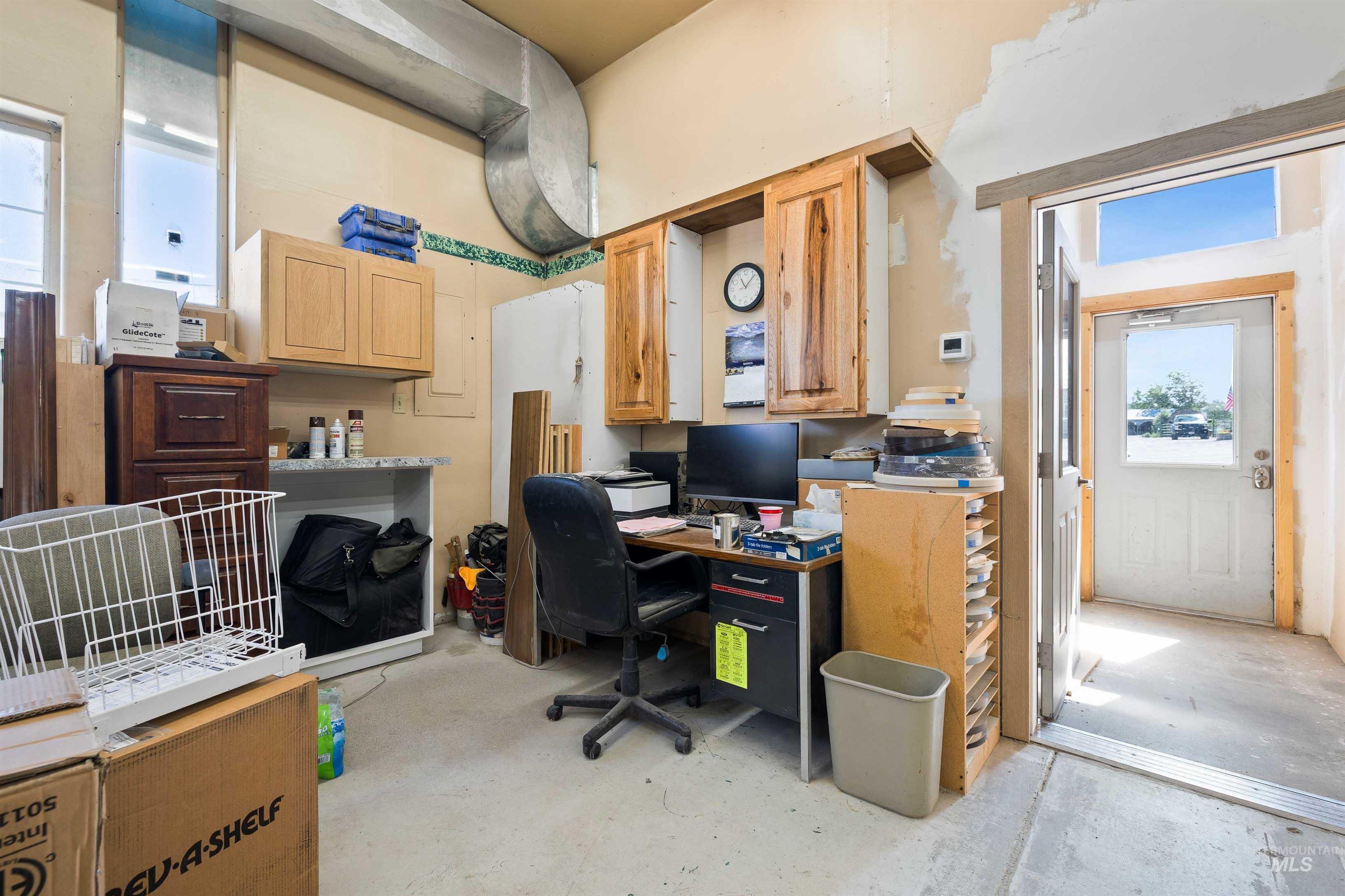 4193 N 1380 E Property Photo 3