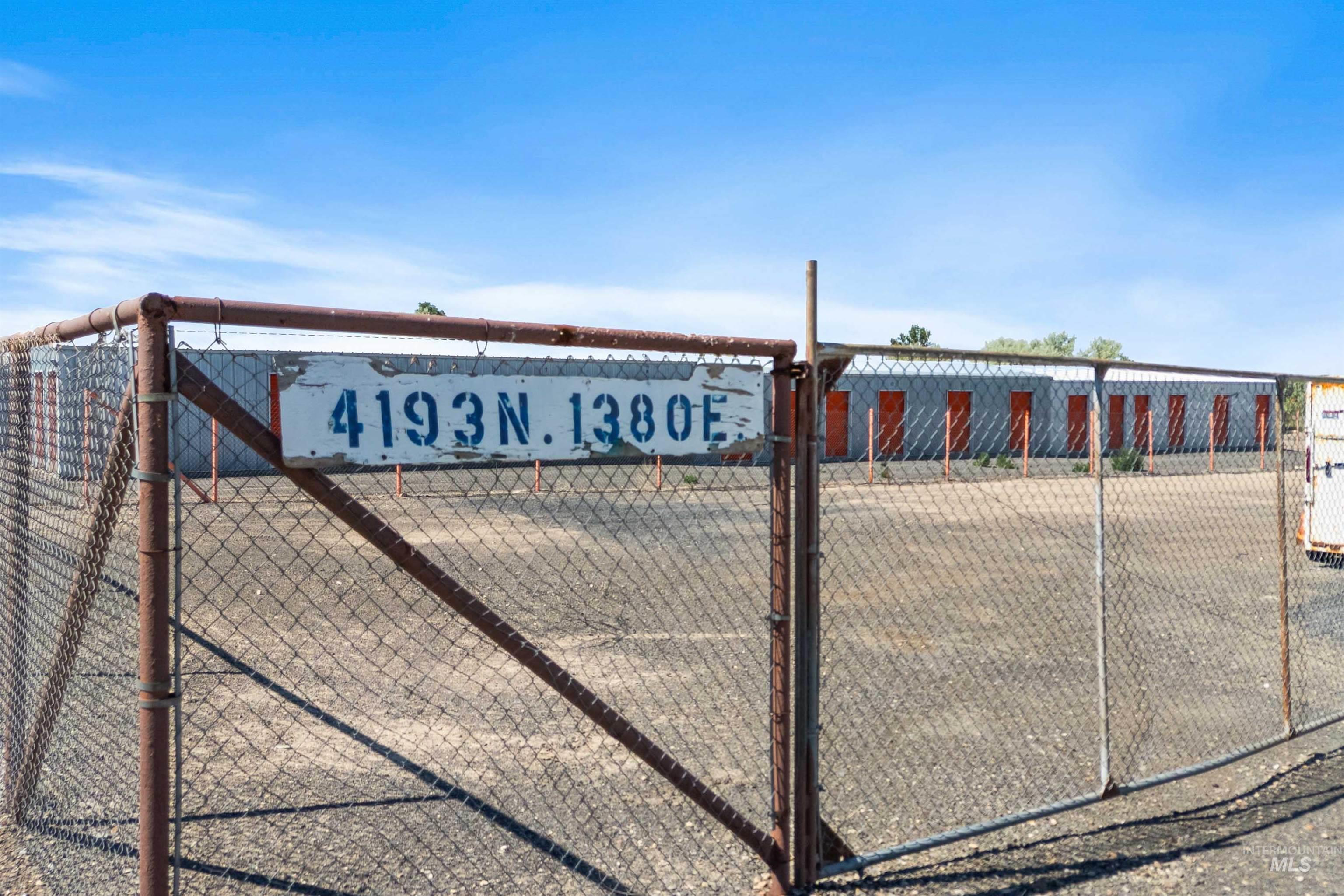 4193 N 1380 E Property Photo 11