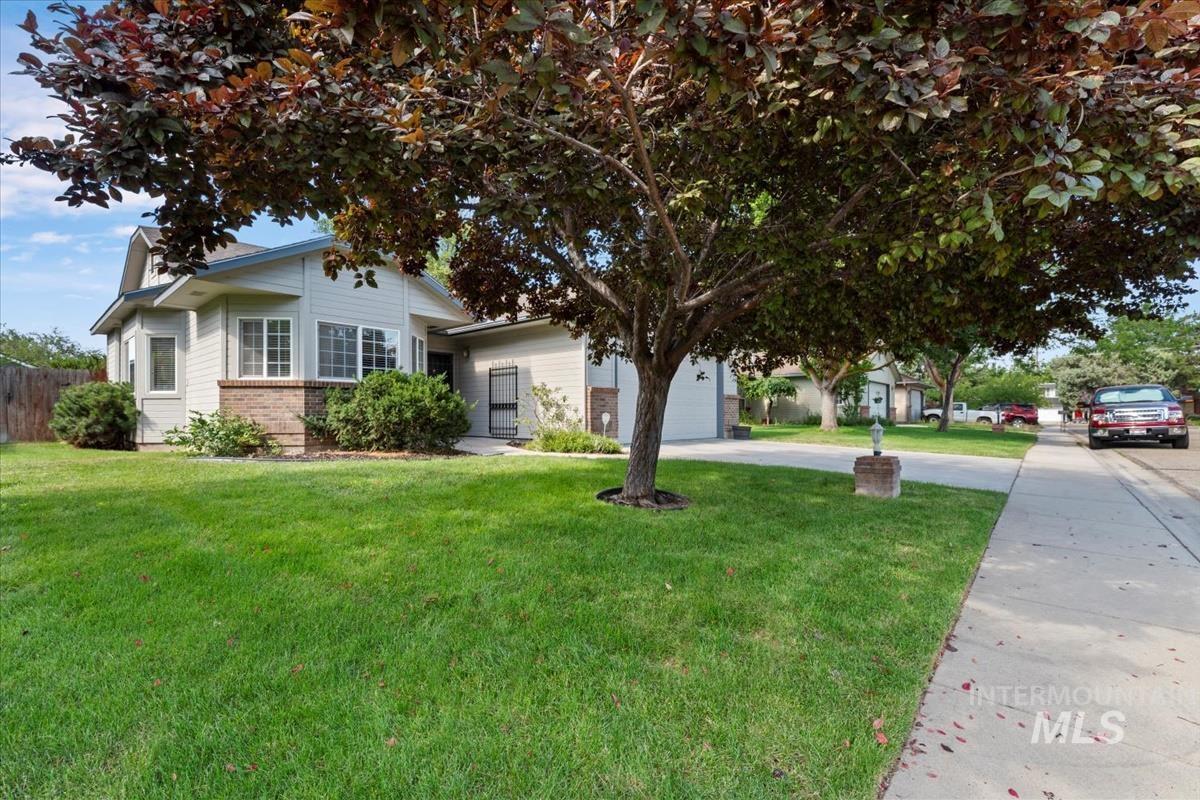 4147 W Pinoak Ct. Property Photo 3