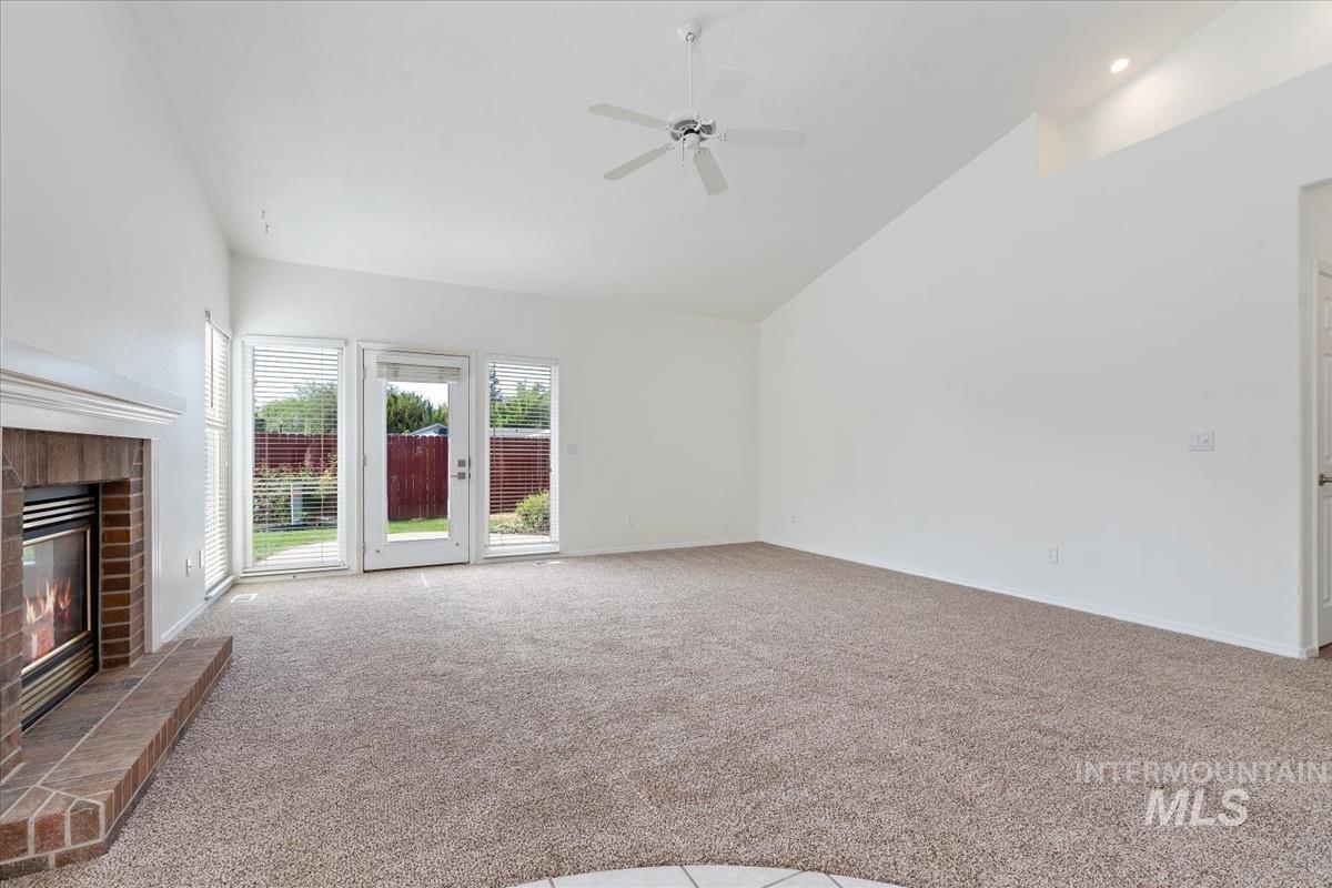 4147 W Pinoak Ct. Property Photo 8