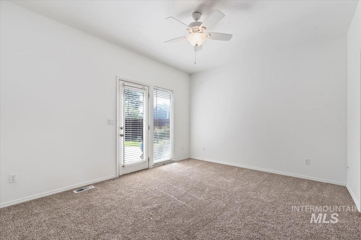 4147 W Pinoak Ct. Property Photo 20