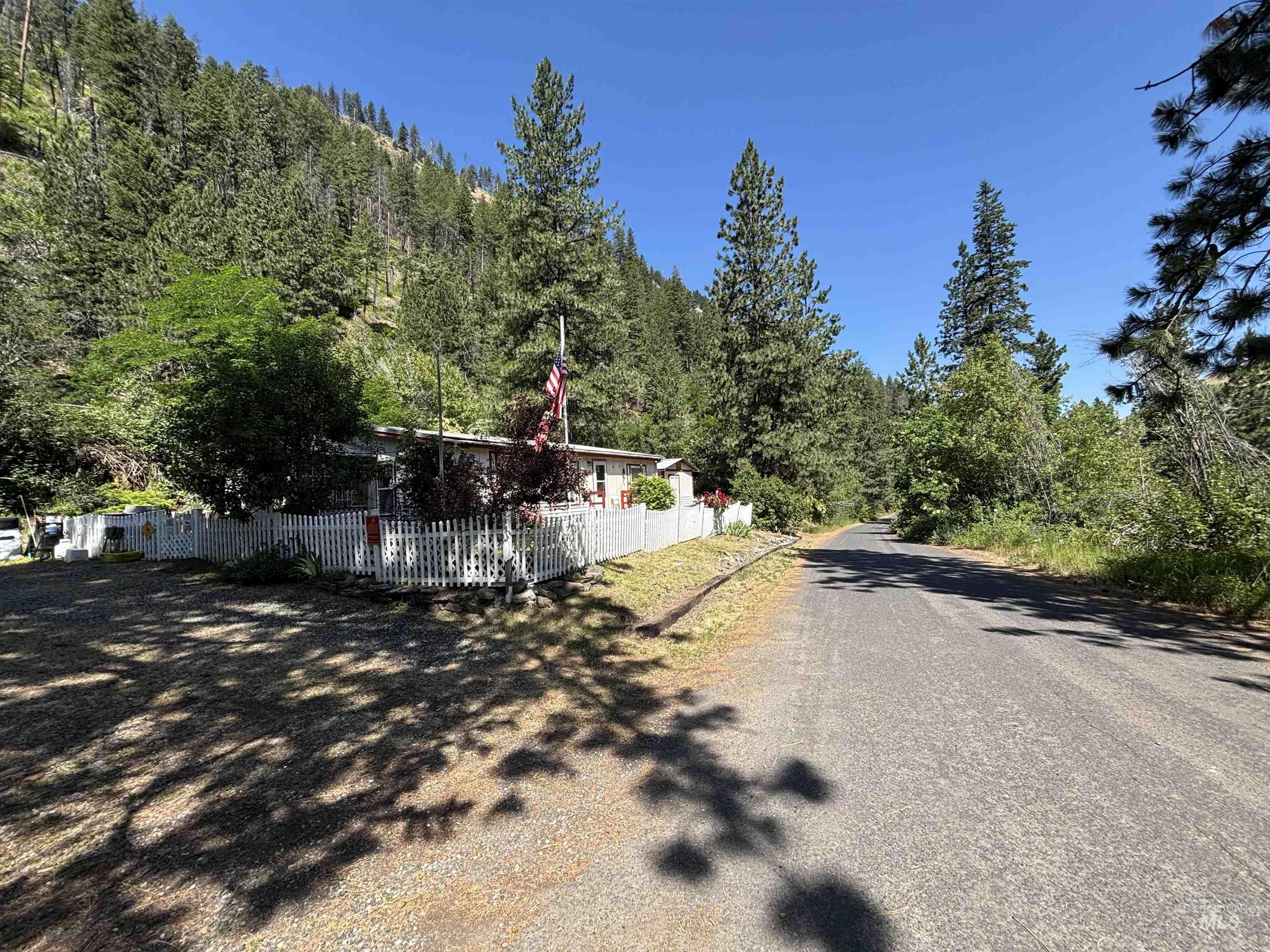 5645 Pines Rd Property Photo 16