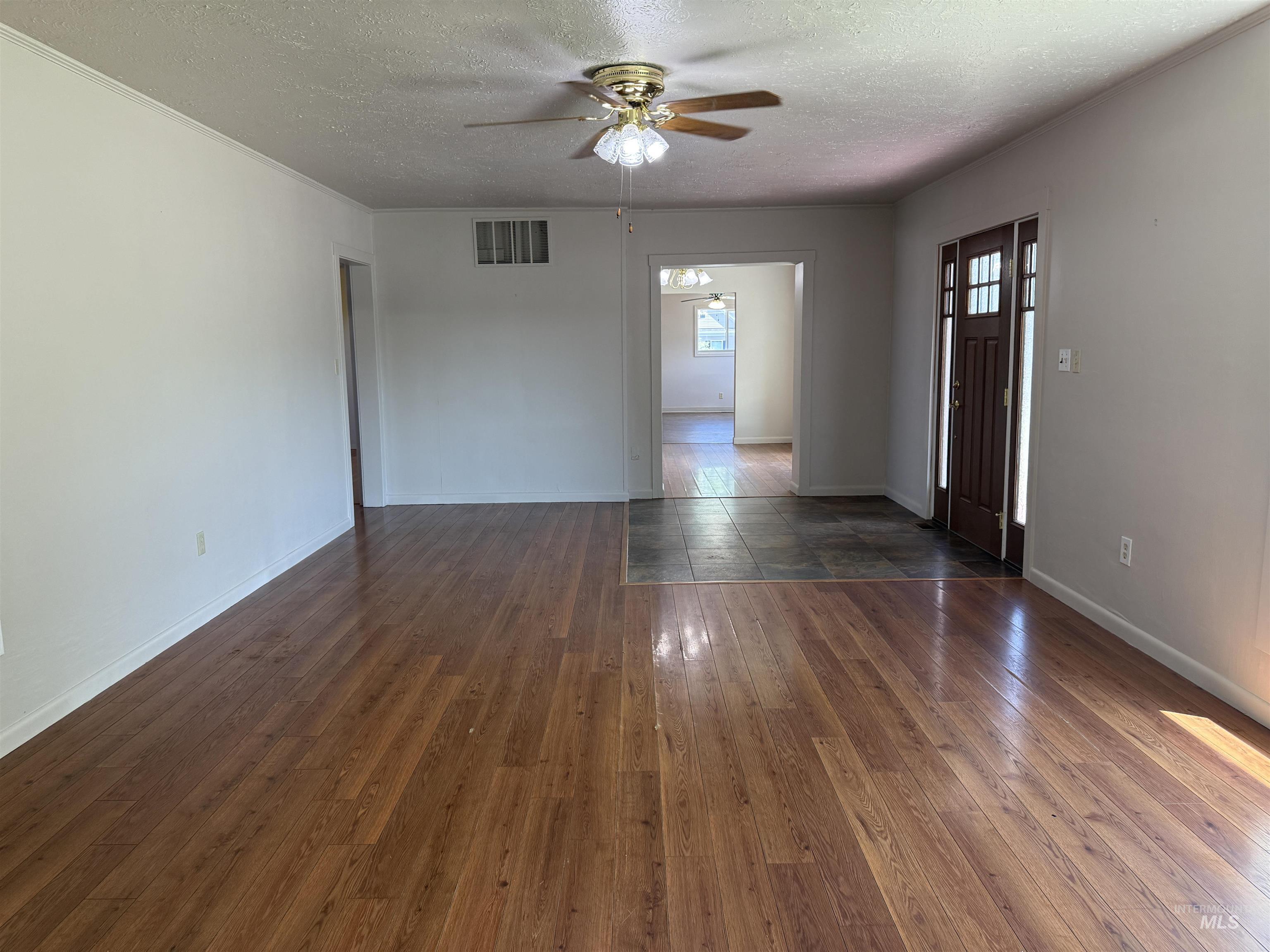 703 Jefferson St Property Photo 12