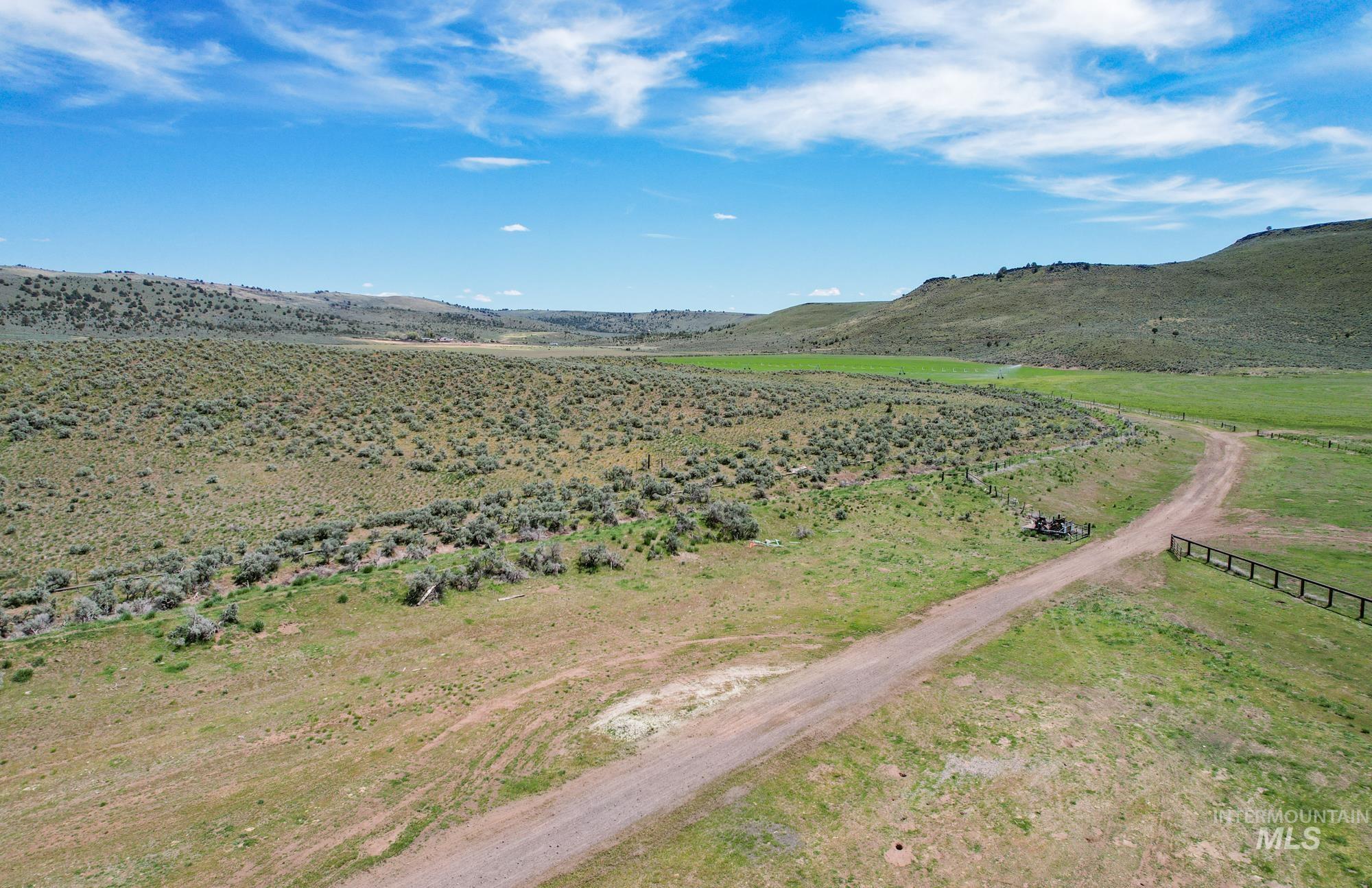 43151 Eagle Ln Property Photo 10