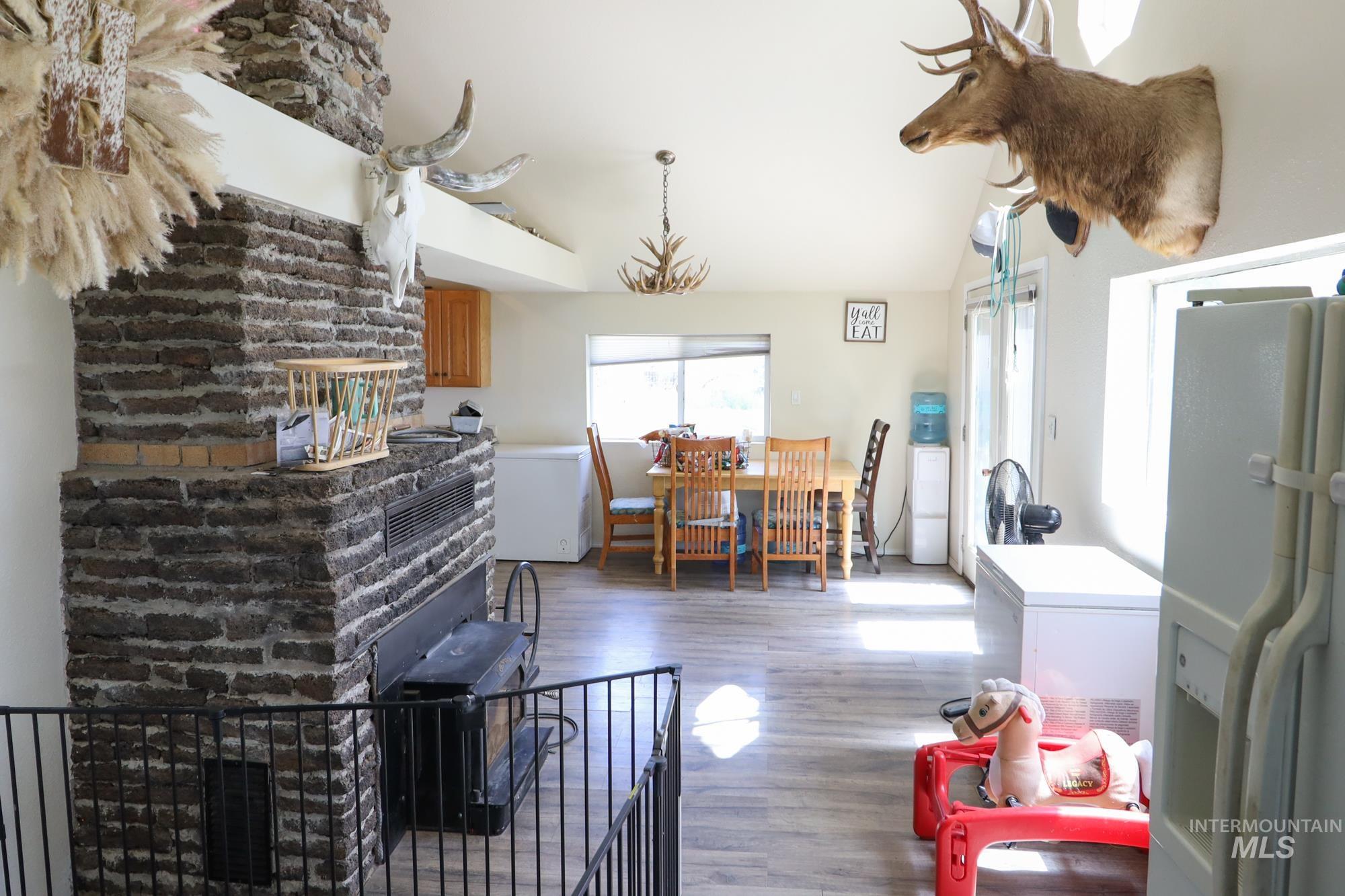 43151 Eagle Ln Property Photo 17